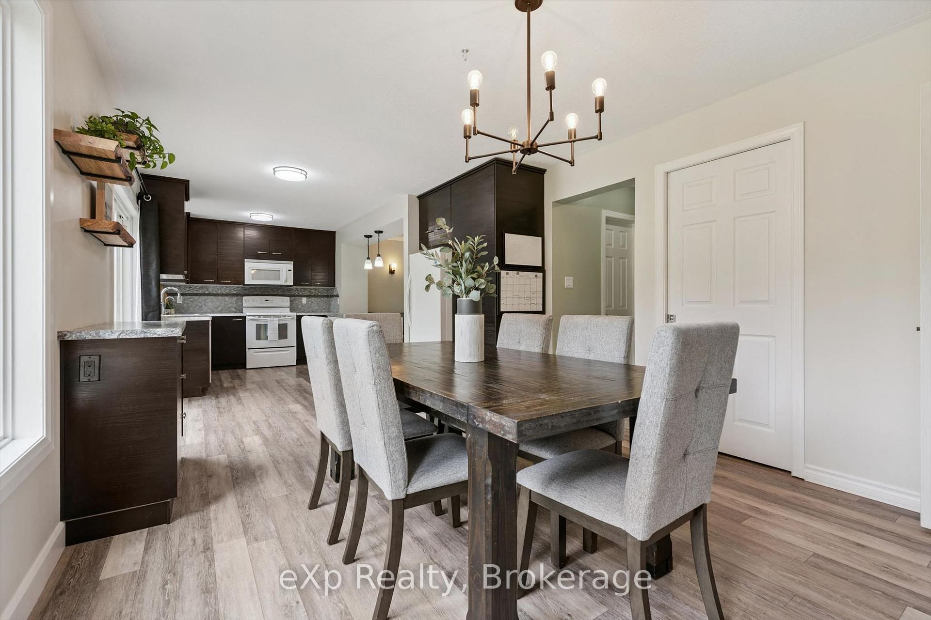 Photo 17 of 19 Keating Drive, Centre Wellington, Elora/Salem — HOMEH