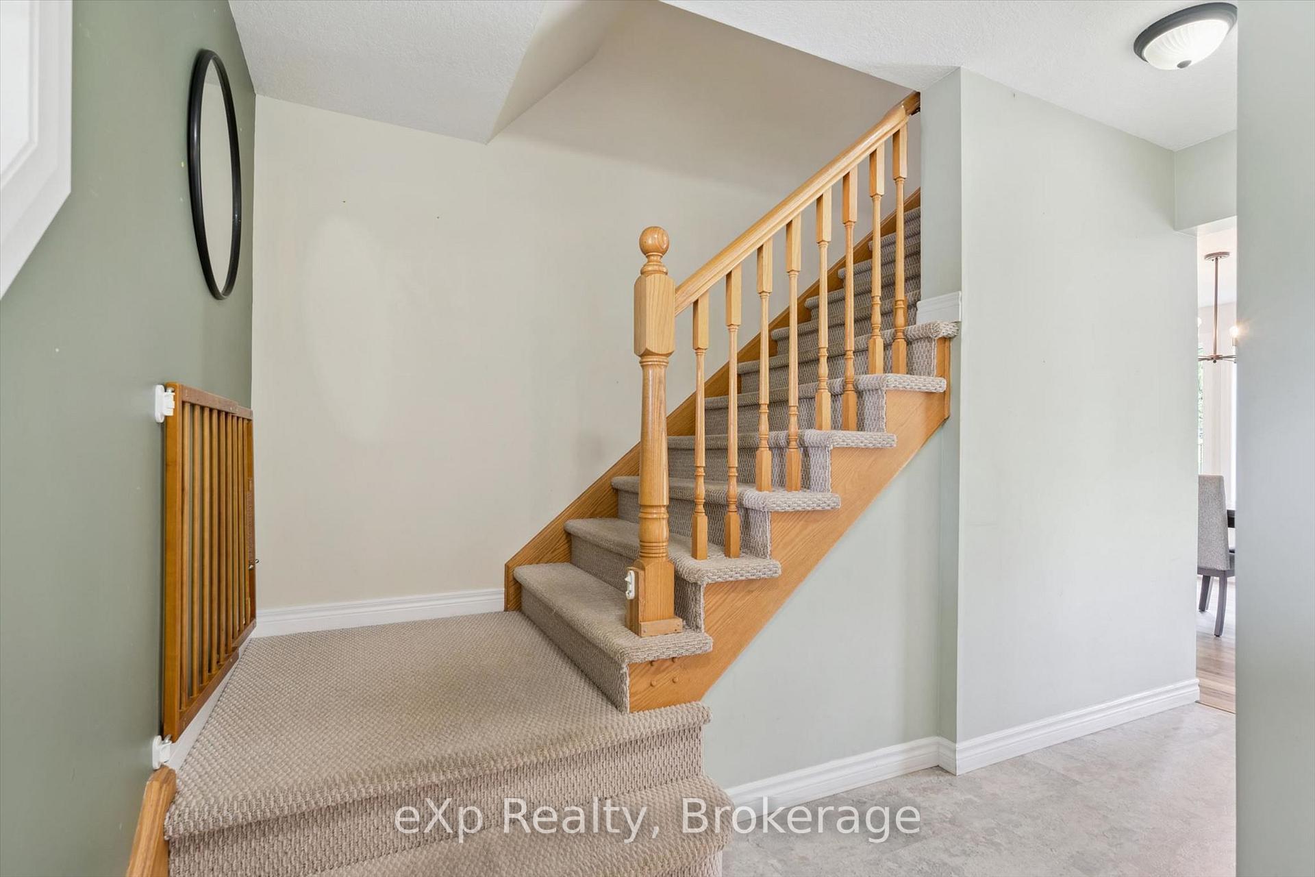 Photo 23 of 19 Keating Drive, Centre Wellington, Elora/Salem — HOMEH