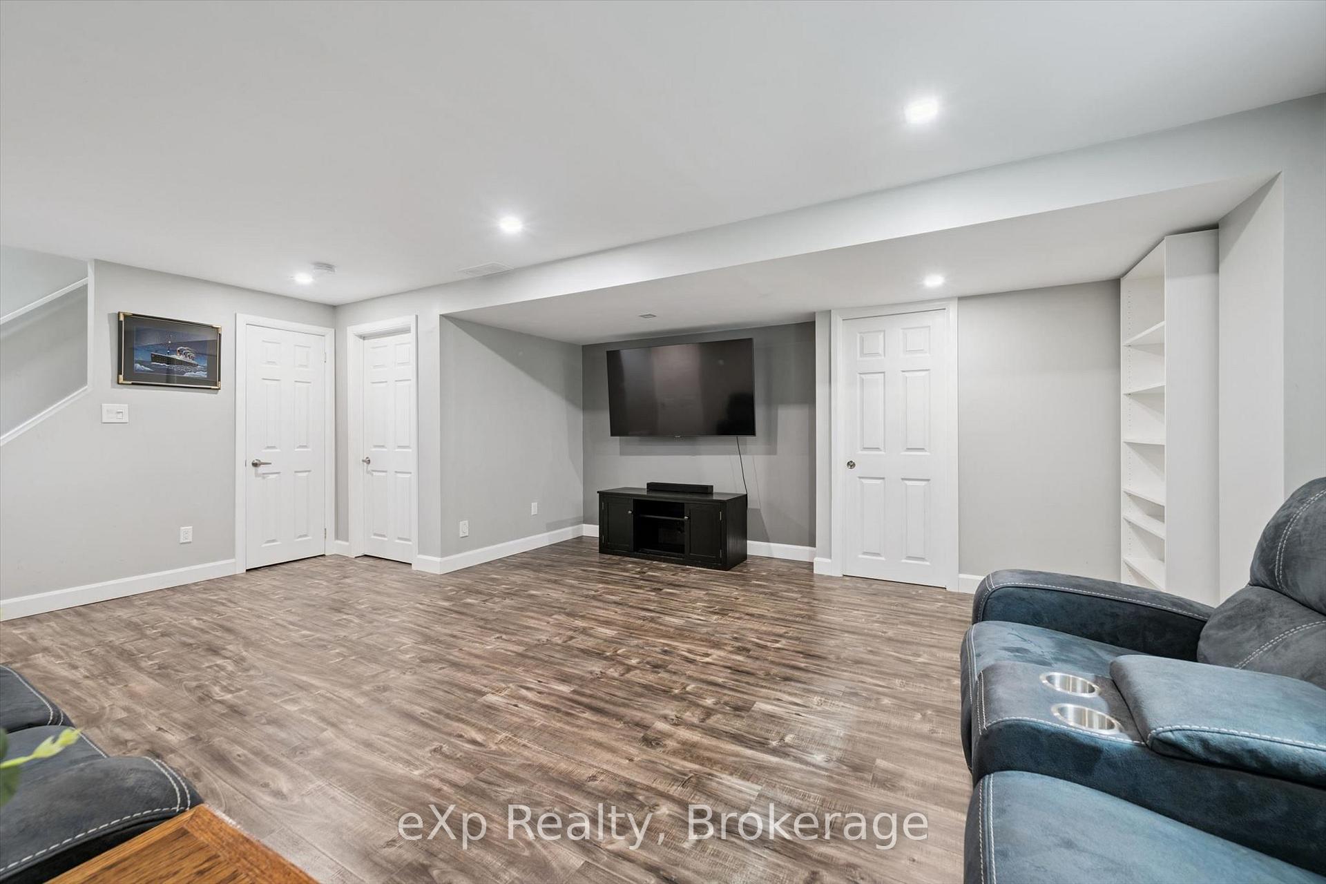Photo 34 of 19 Keating Drive, Centre Wellington, Elora/Salem — HOMEH