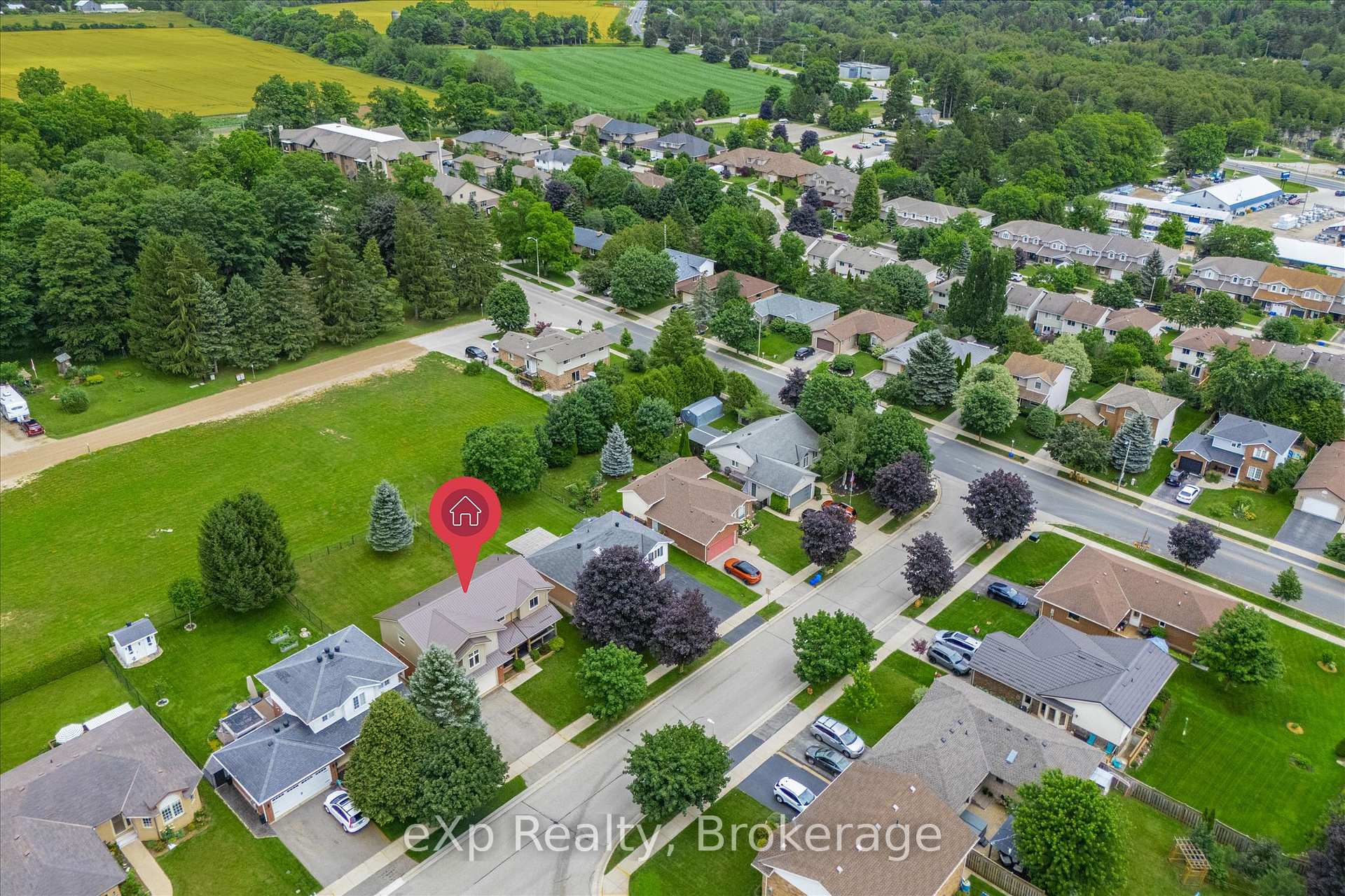 Photo 45 of 19 Keating Drive, Centre Wellington, Elora/Salem — HOMEH