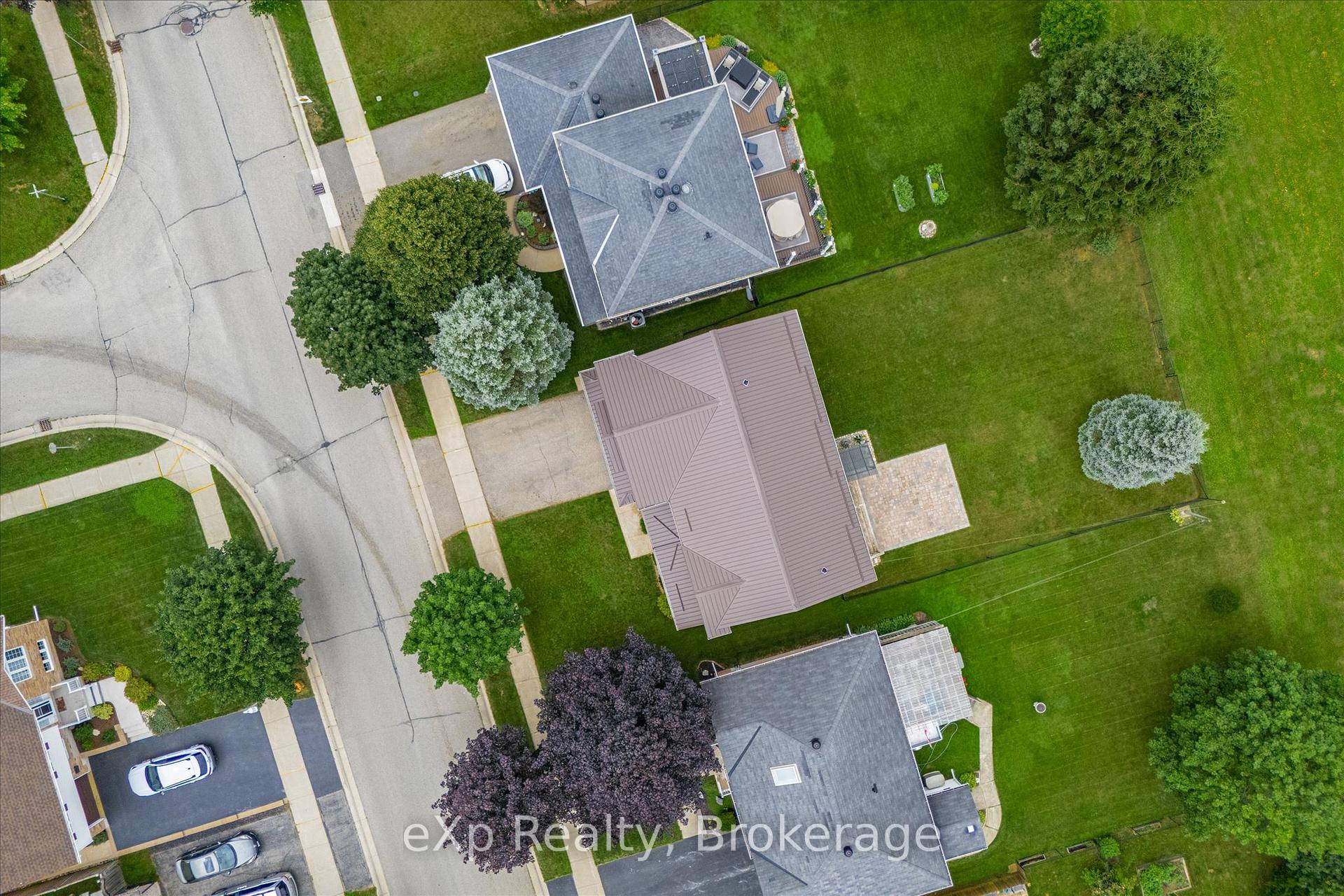 Photo 46 of 19 Keating Drive, Centre Wellington, Elora/Salem — HOMEH