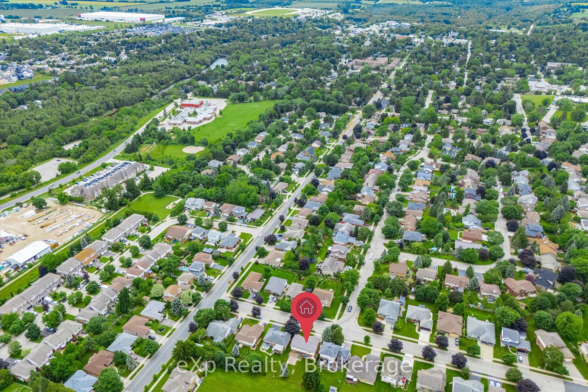 Photo 49 of 19 Keating Drive, Centre Wellington, Elora/Salem — HOMEH