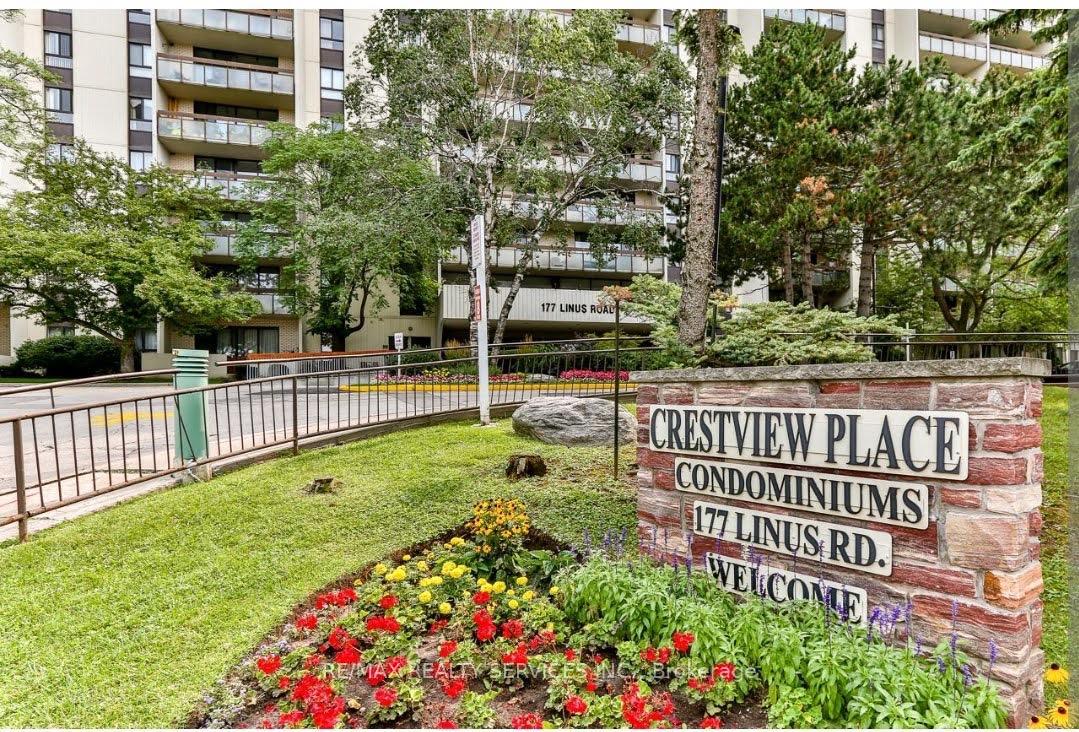 Front of Unit 711, 177 Linus Road
