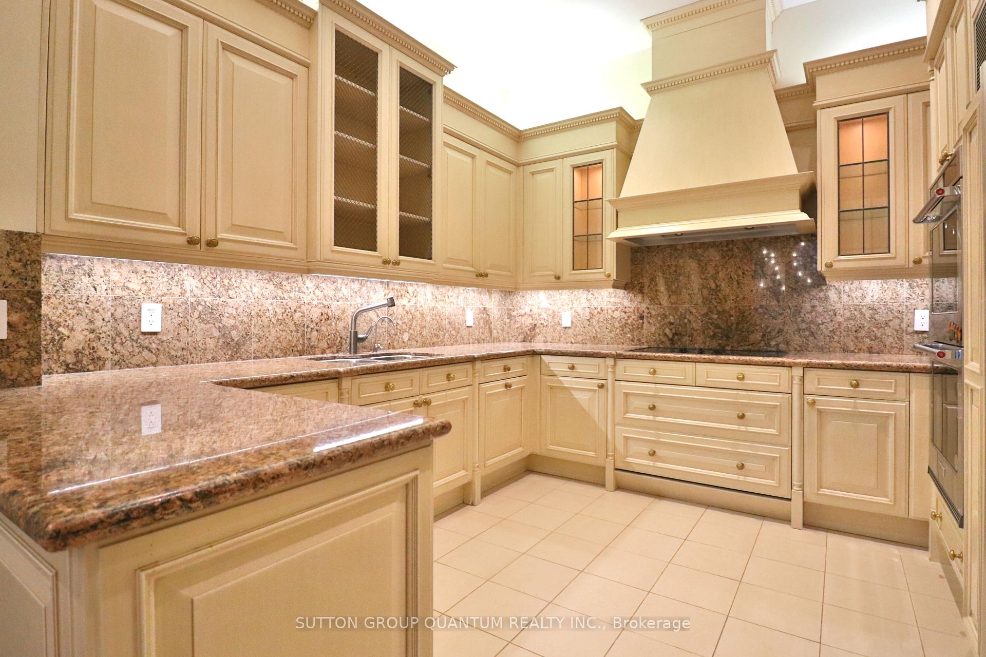 Photo 10 of Unit 108, 1 Post Road, North York, Bridle Path-Sunnybrook-York Mills — HOMEH