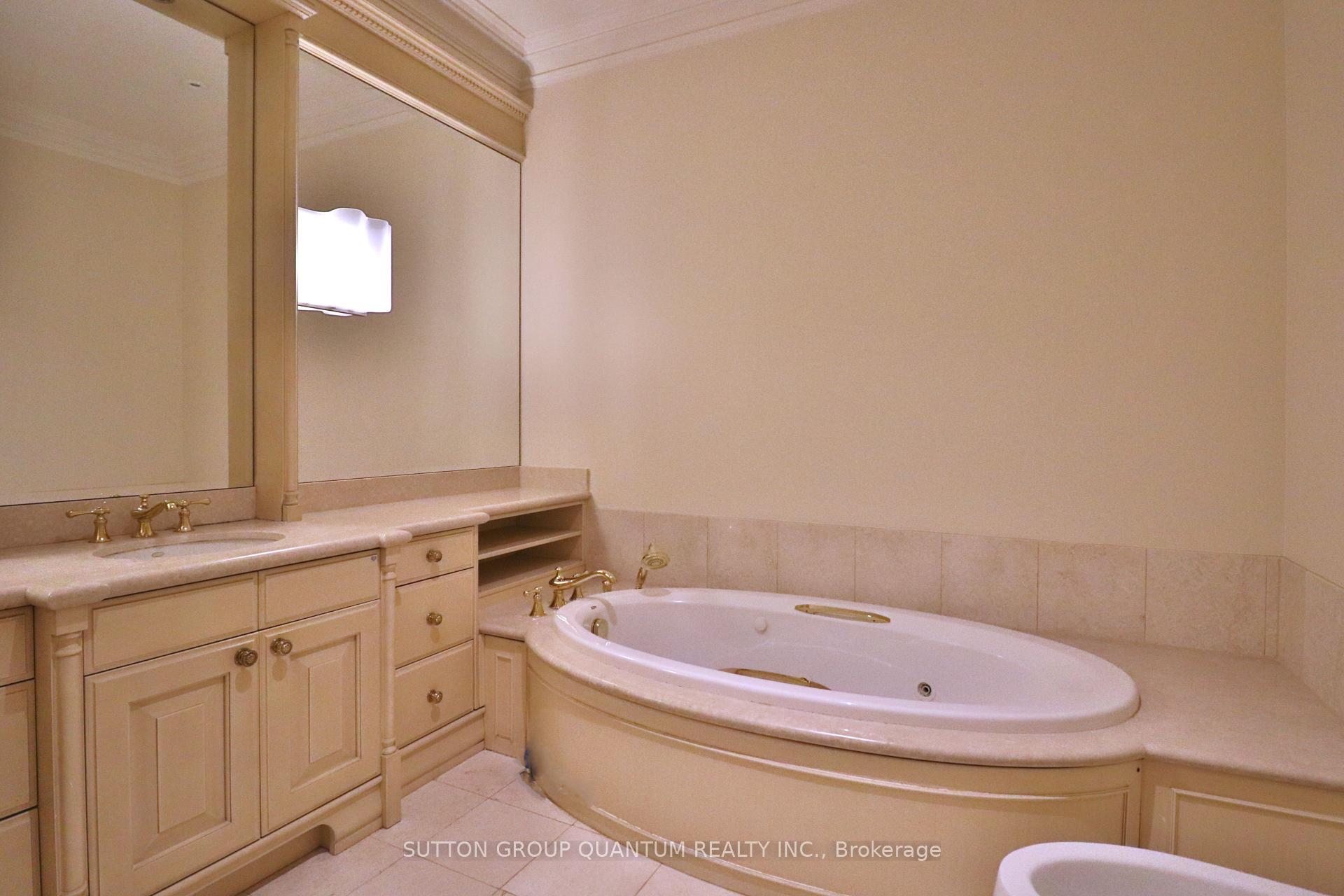 Photo 17 of Unit 108, 1 Post Road, North York, Bridle Path-Sunnybrook-York Mills — HOMEH