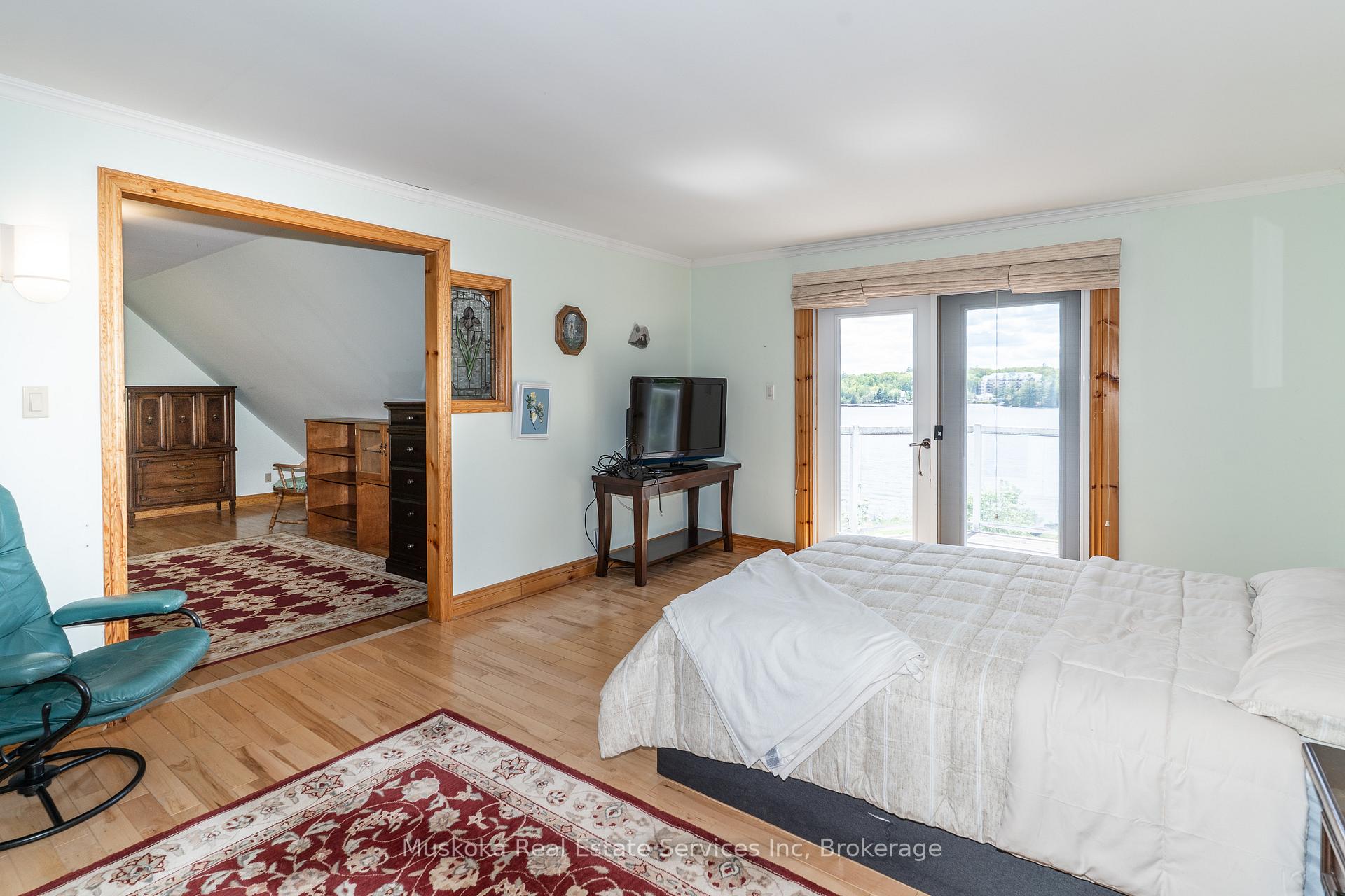 Photo 15 of 655 Farquahar Street, Gravenhurst, Muskoka (S) — HOMEH