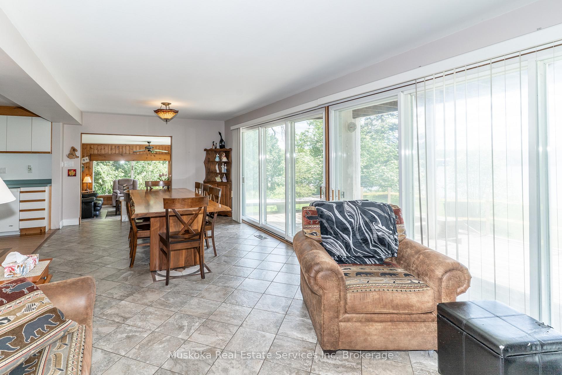 Photo 24 of 655 Farquahar Street, Gravenhurst, Muskoka (S) — HOMEH