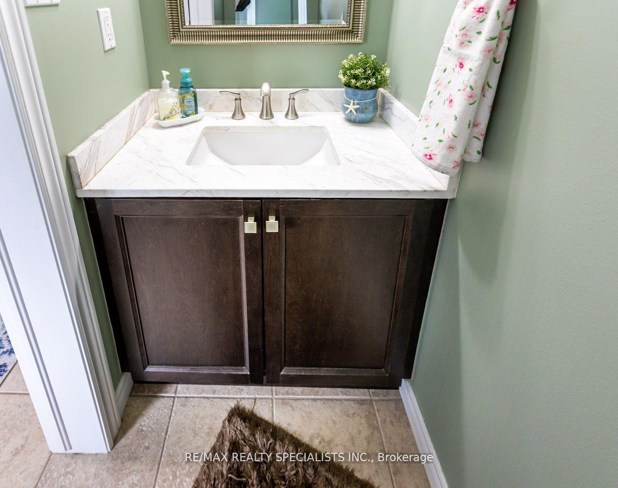 Photo 8 of Unit 20, 380 Lake Street, Grimsby, Grimsby Beach — HOMEH