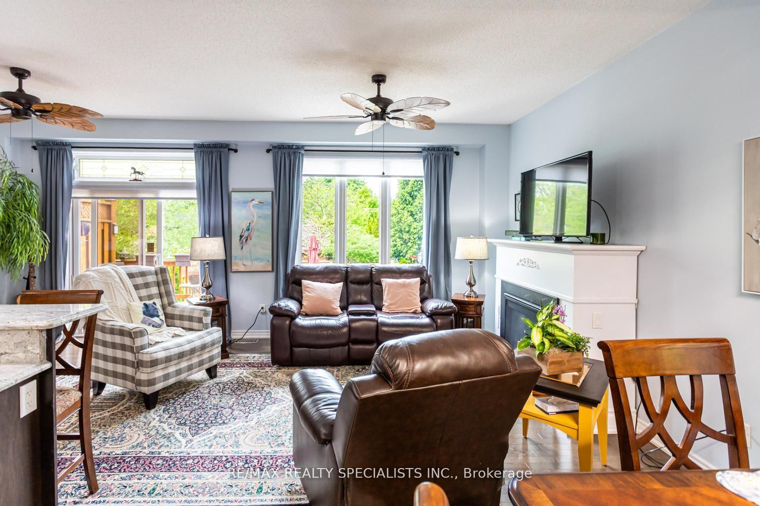 Photo 13 of Unit 20, 380 Lake Street, Grimsby, Grimsby Beach — HOMEH