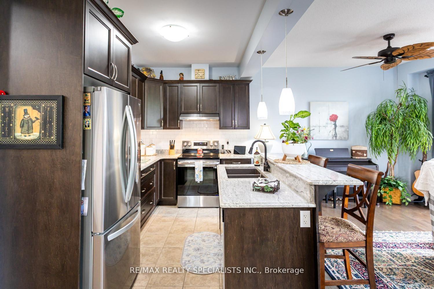 Photo 15 of Unit 20, 380 Lake Street, Grimsby, Grimsby Beach — HOMEH
