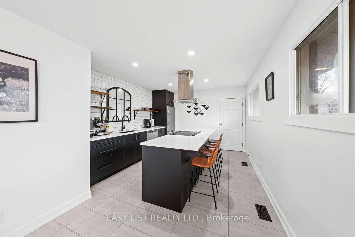 Photo 9 of 756 Dickens Avenue, Ottawa, Elmvale Acres — HOMEH
