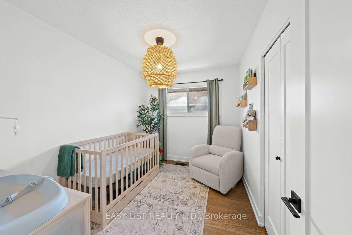 Photo 16 of 756 Dickens Avenue, Ottawa, Elmvale Acres — HOMEH