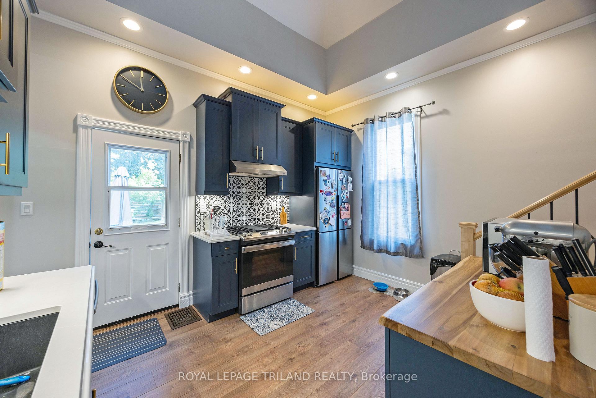 Photo 14 of 49 Devonshire Place, St. Thomas — HOMEH