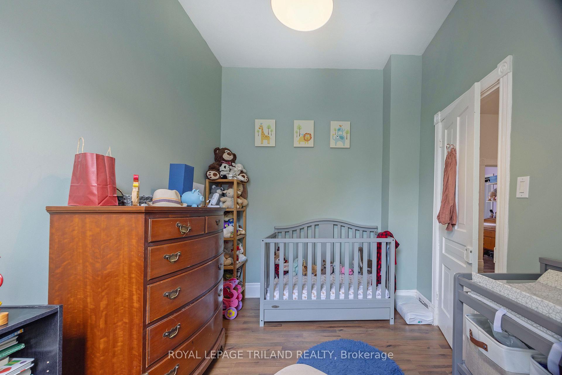 Photo 27 of 49 Devonshire Place, St. Thomas — HOMEH