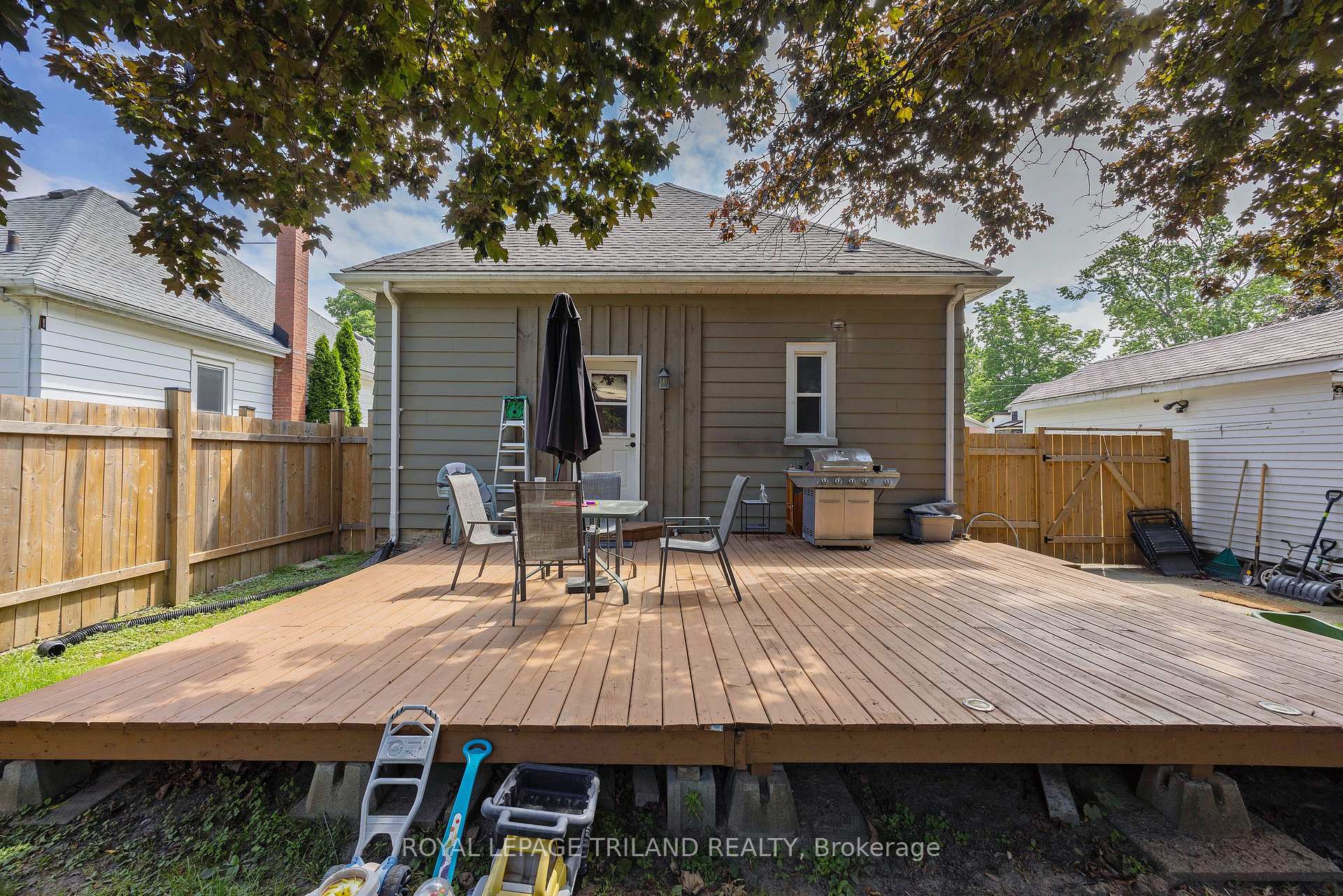 Photo 39 of 49 Devonshire Place, St. Thomas — HOMEH