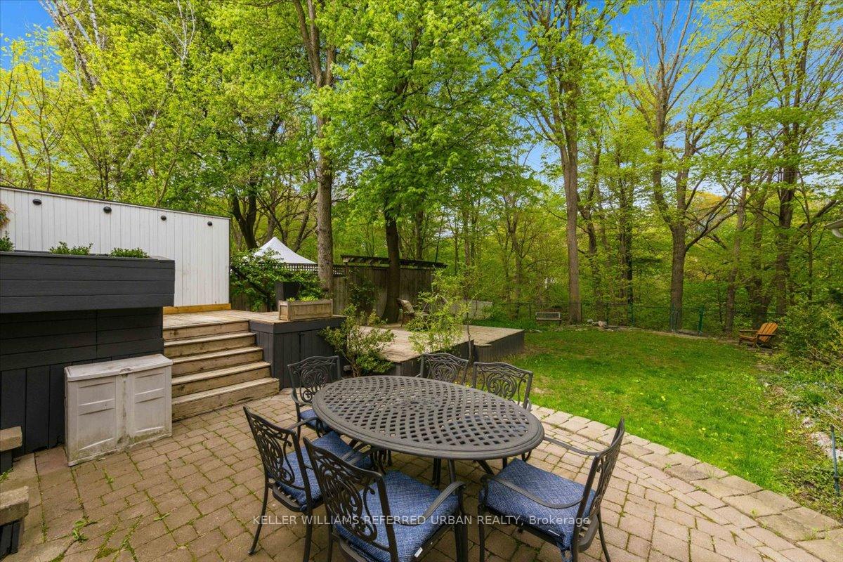 Photo 4 of 19 Walker Road, North York, Lansing-Westgate — HOMEH