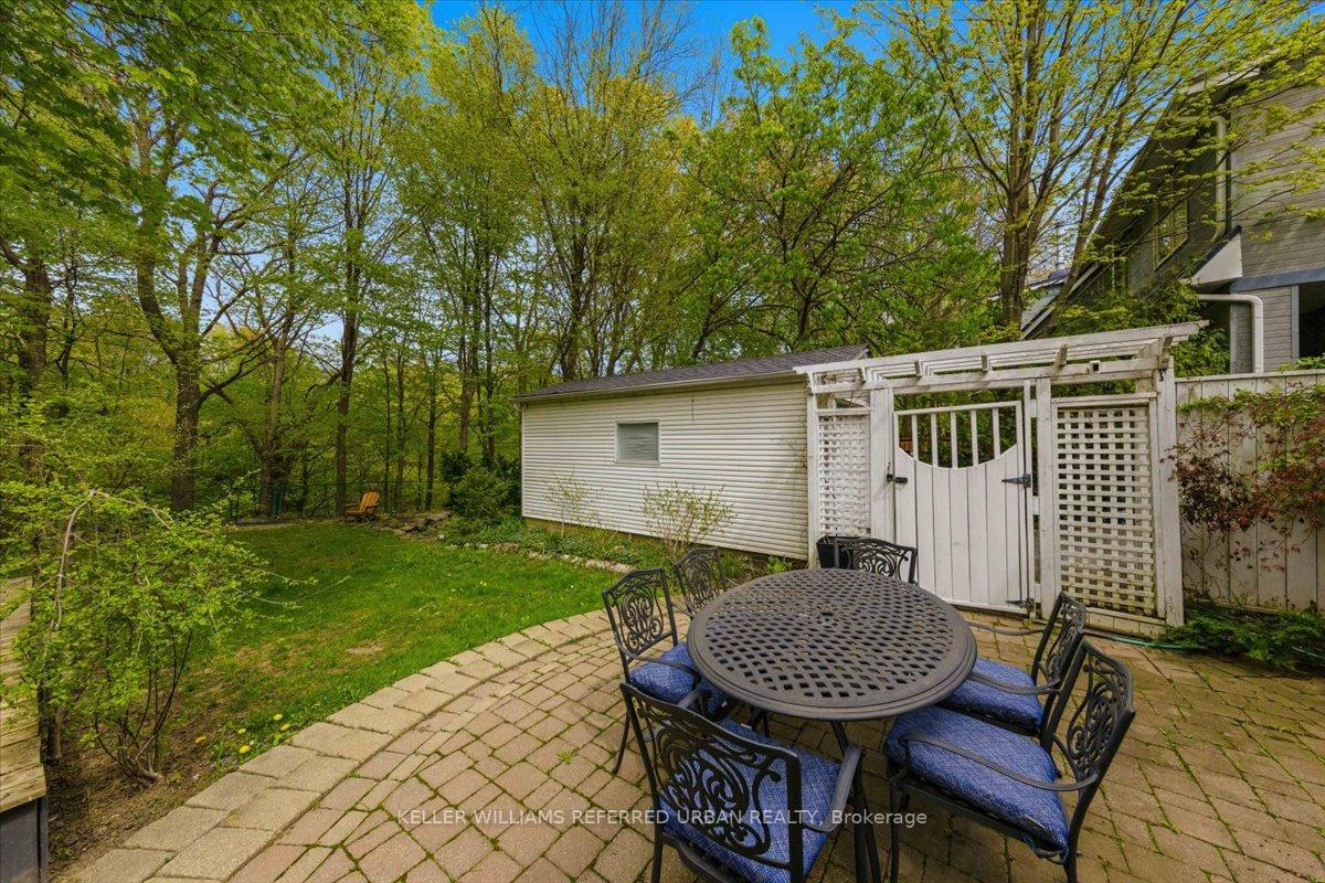 Photo 37 of 19 Walker Road, North York, Lansing-Westgate — HOMEH