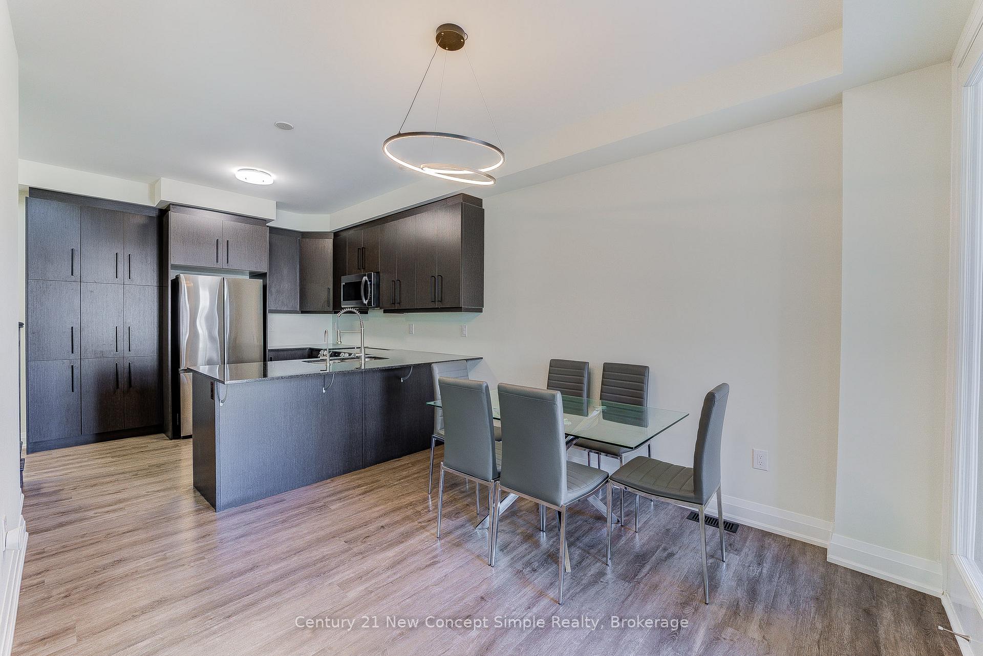 Photo 15 of 35 Thomas Frisby Jr Crescent, Markham, Victoria Square — HOMEH