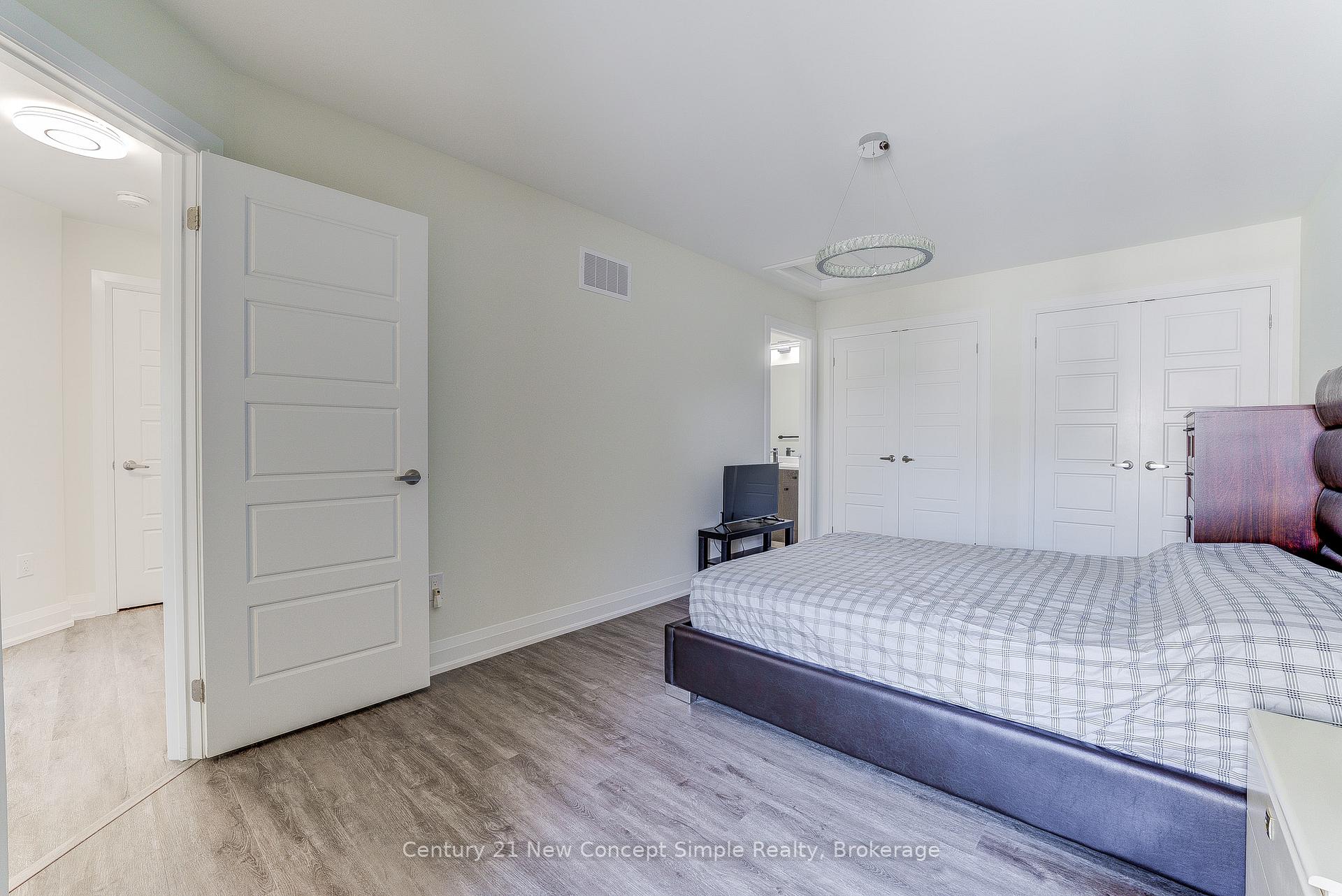 Photo 26 of 35 Thomas Frisby Jr Crescent, Markham, Victoria Square — HOMEH