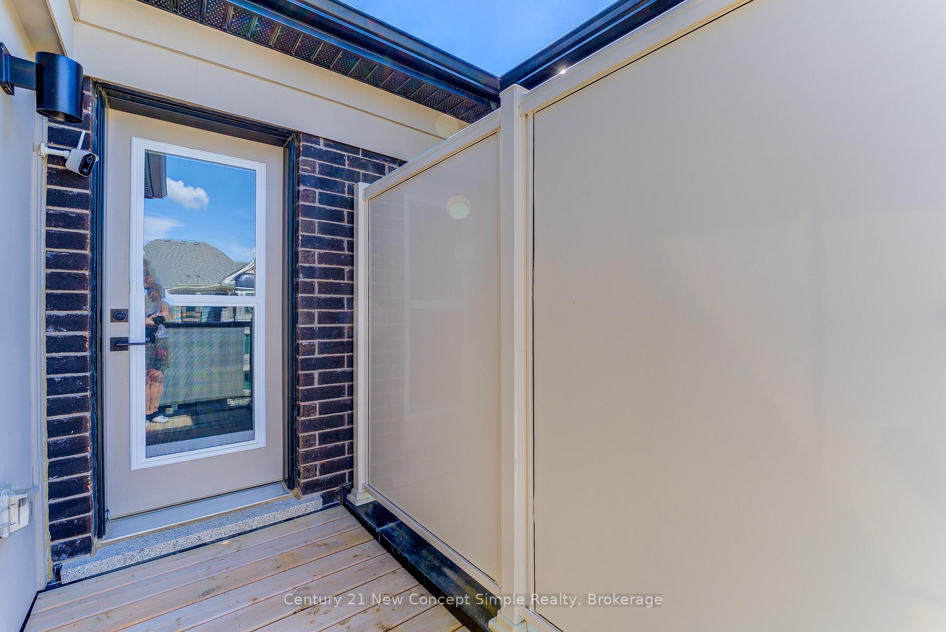 Photo 28 of 35 Thomas Frisby Jr Crescent, Markham, Victoria Square — HOMEH