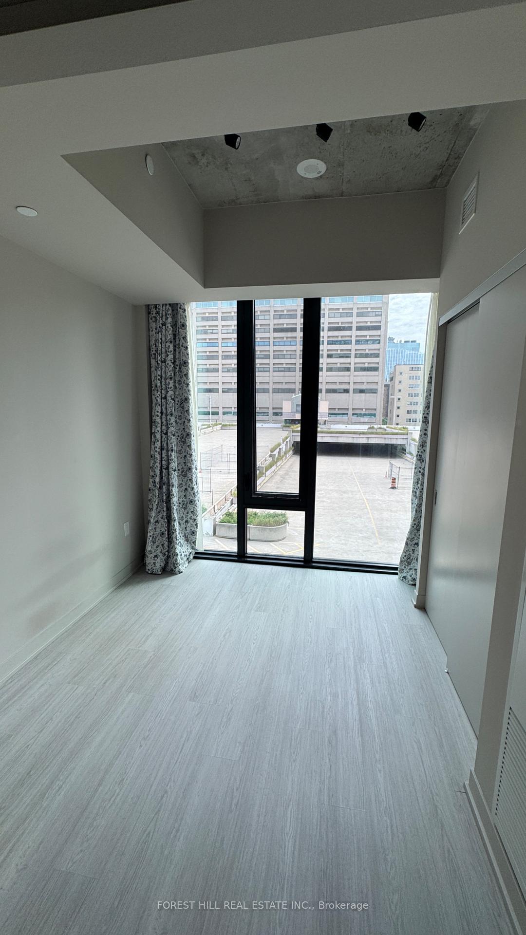 Photo 2 of Unit 710, 195 McCaul Street, Toronto, Kensington-Chinatown — HOMEH
