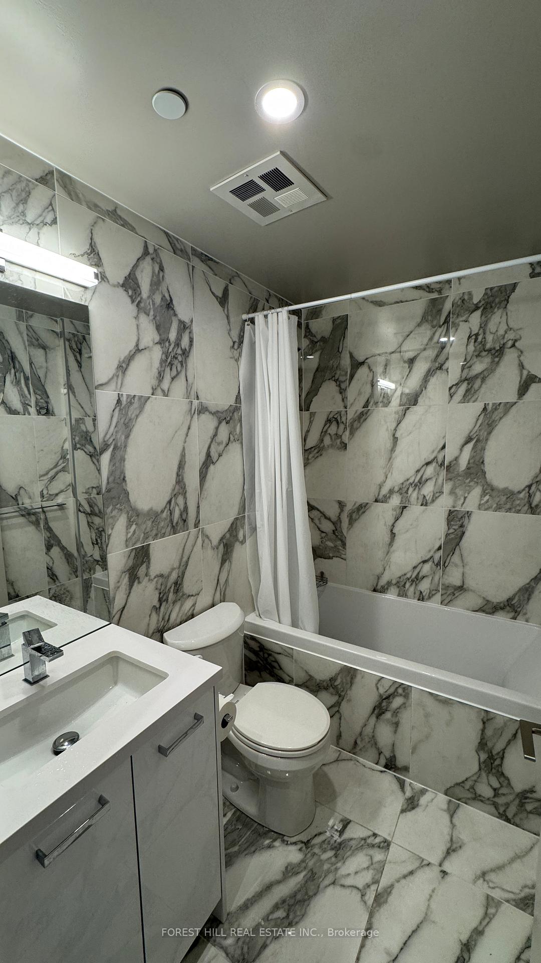 Photo 5 of Unit 710, 195 McCaul Street, Toronto, Kensington-Chinatown — HOMEH