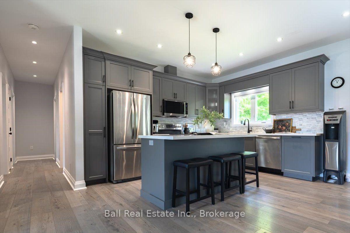 Photo 9 of 47 Easy Street, Georgina, Pefferlaw — HOMEH