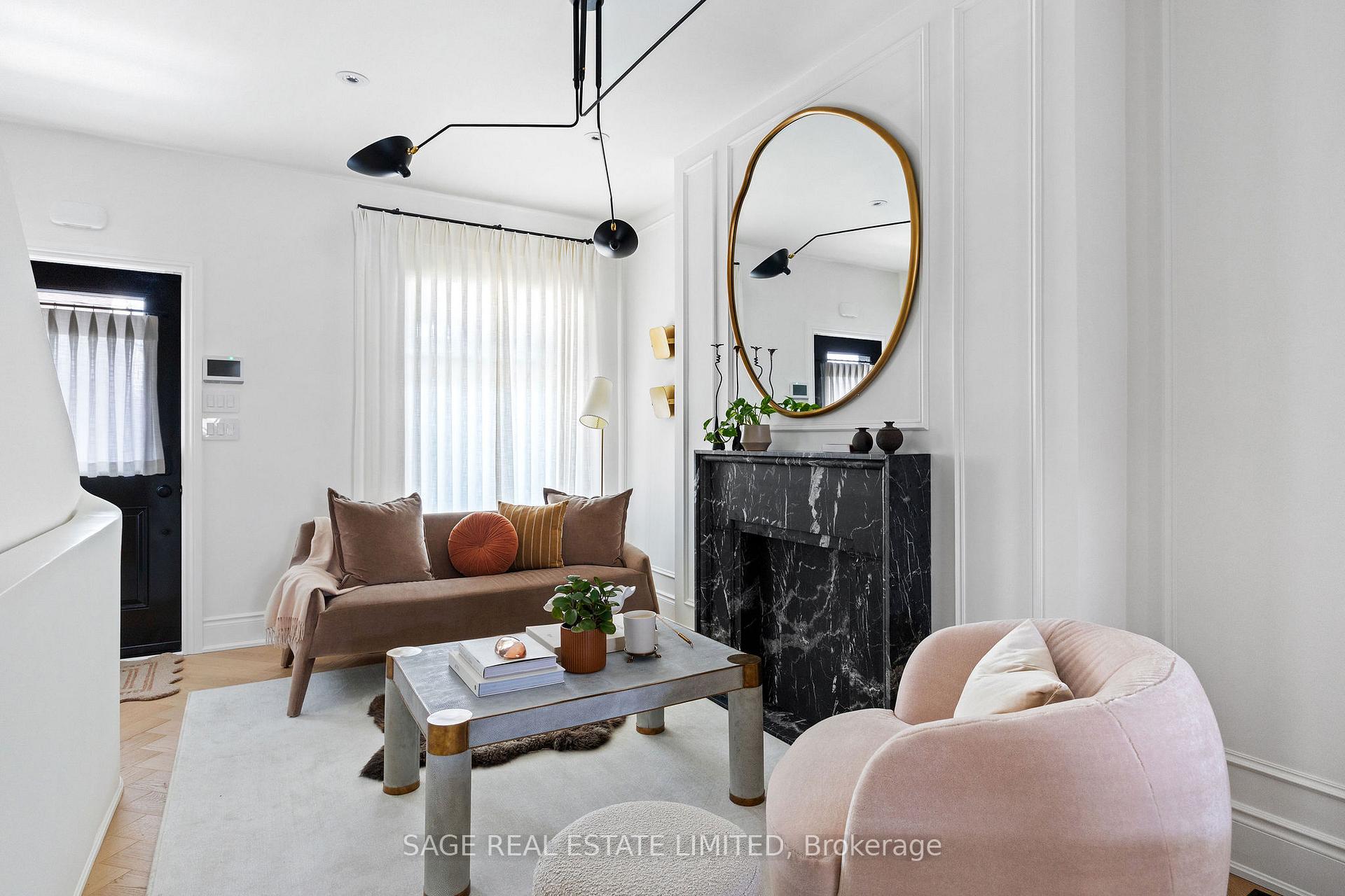 Photo 6 of 138 Lappin Avenue, Toronto, Dovercourt-Wallace Emerson-Junction — HOMEH