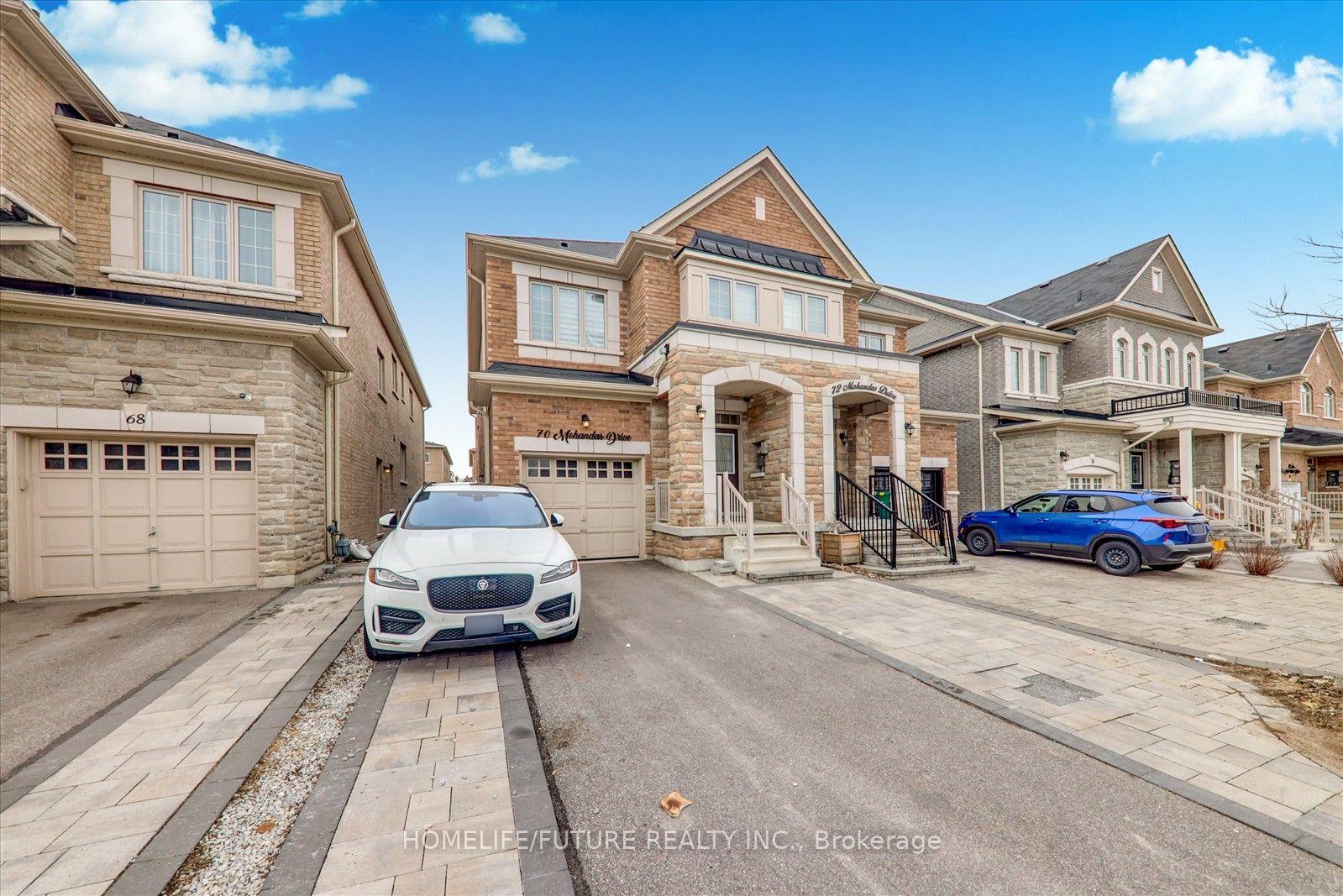 Photo 3 of 70 Mohandas Drive, Markham, Cedarwood — HOMEH