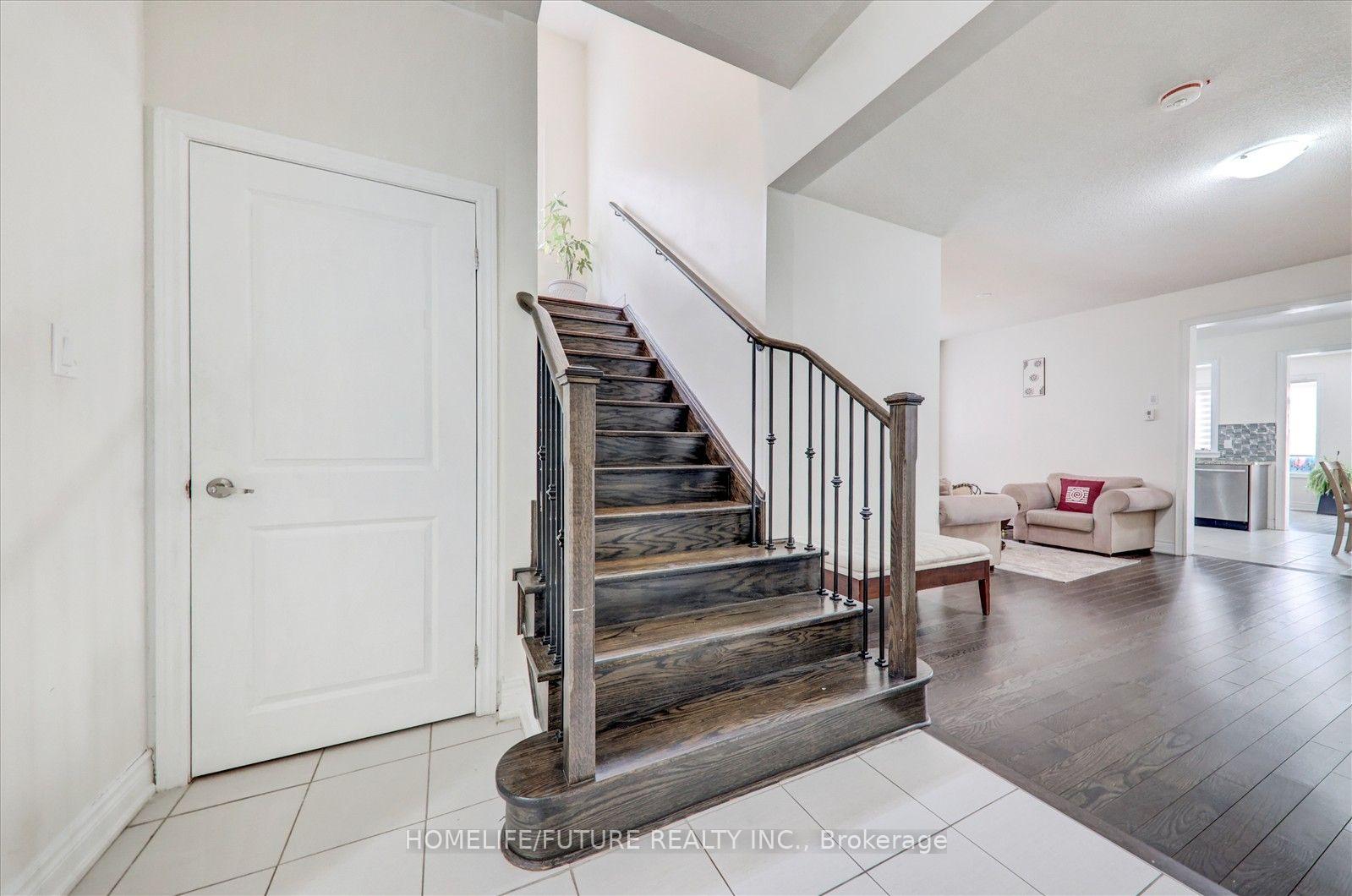 Photo 44 of 70 Mohandas Drive, Markham, Cedarwood — HOMEH