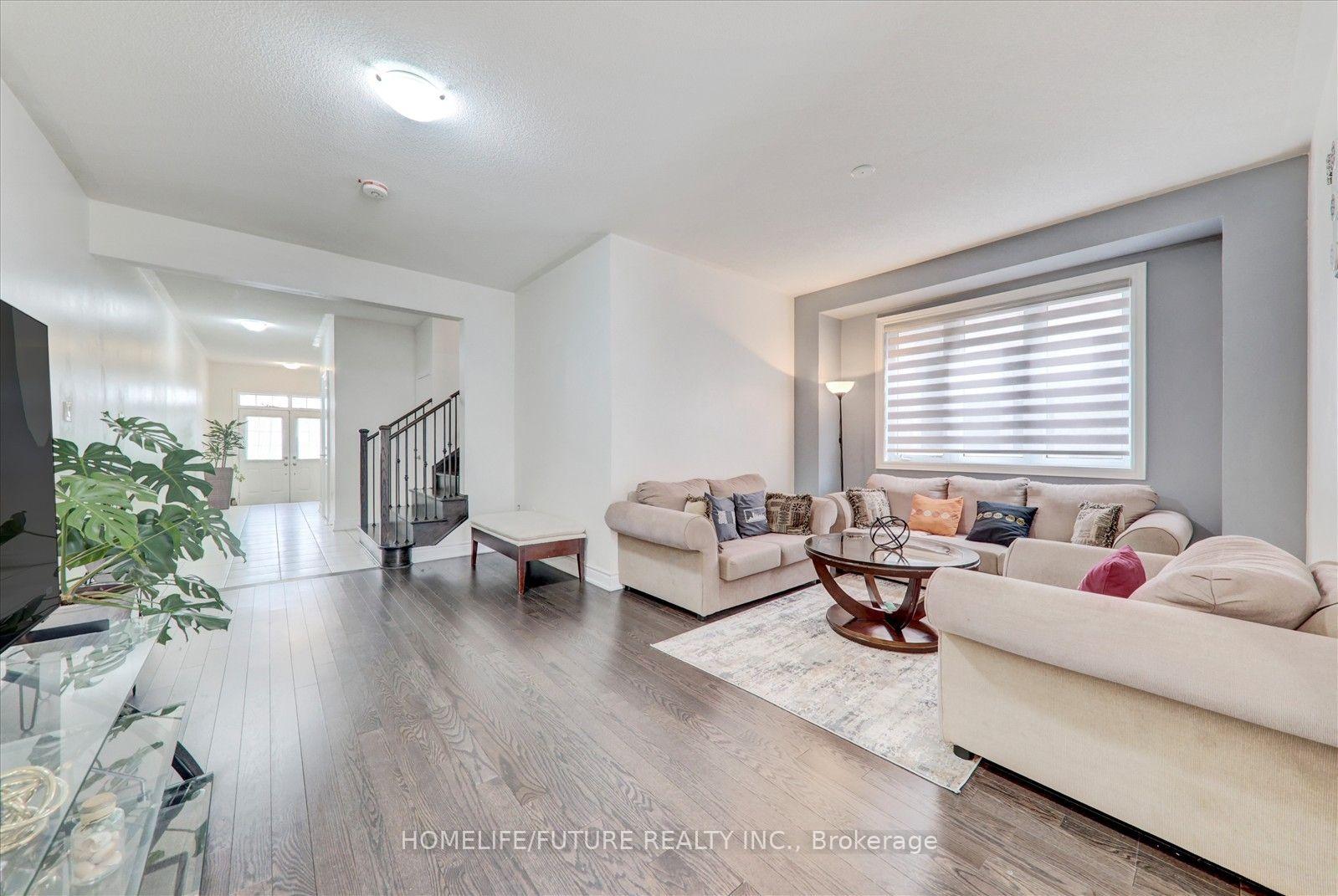 Photo 45 of 70 Mohandas Drive, Markham, Cedarwood — HOMEH