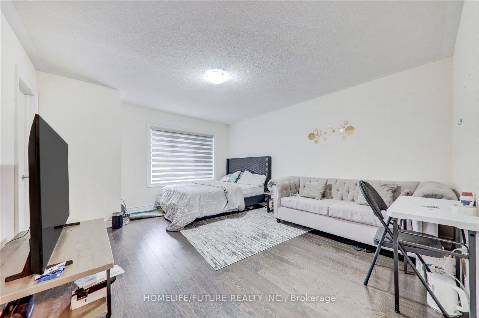 Photo 55 of 70 Mohandas Drive, Markham, Cedarwood — HOMEH