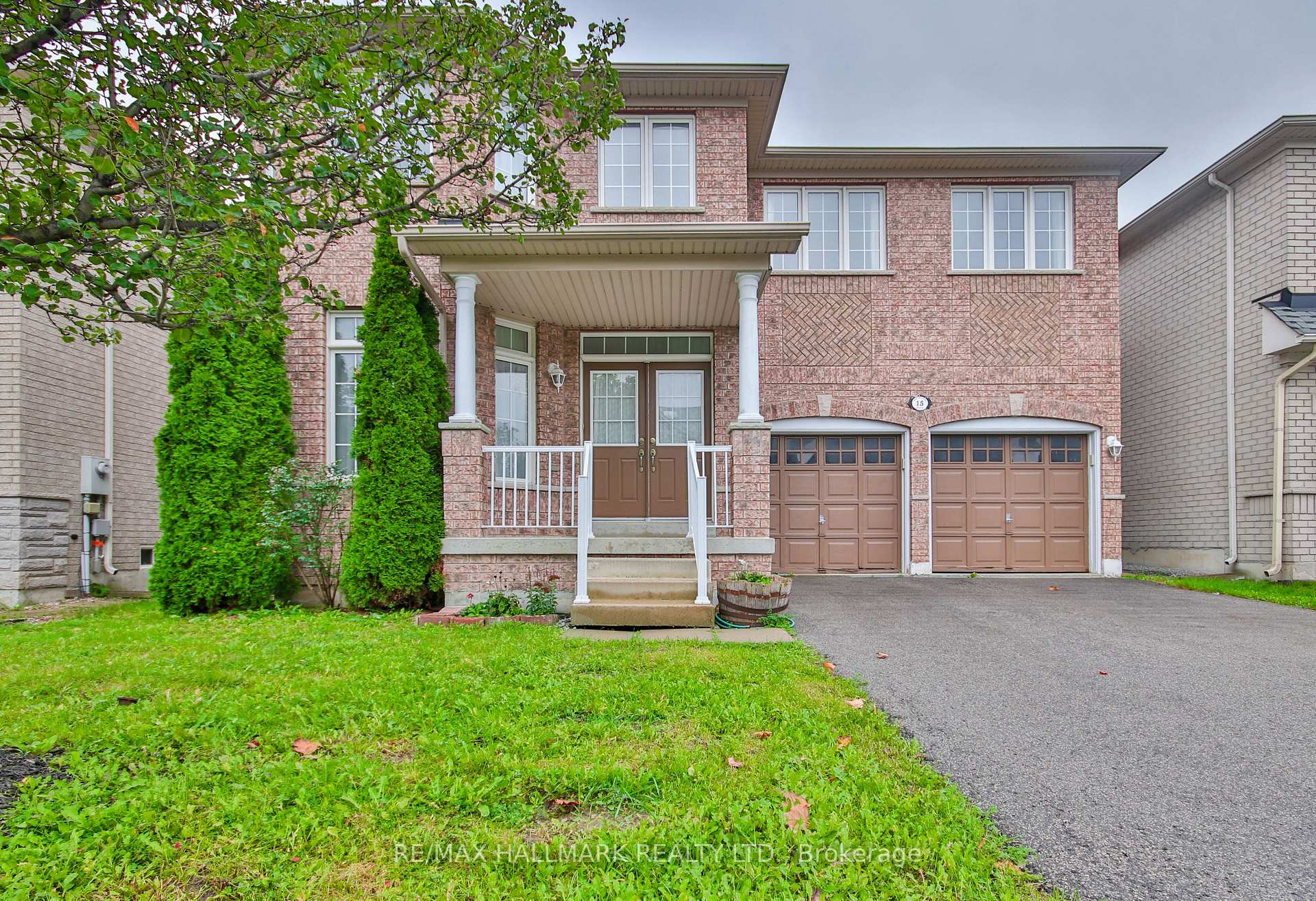 Photo 1 of 15 Briarglen Road, Markham, Cachet — HOMEH