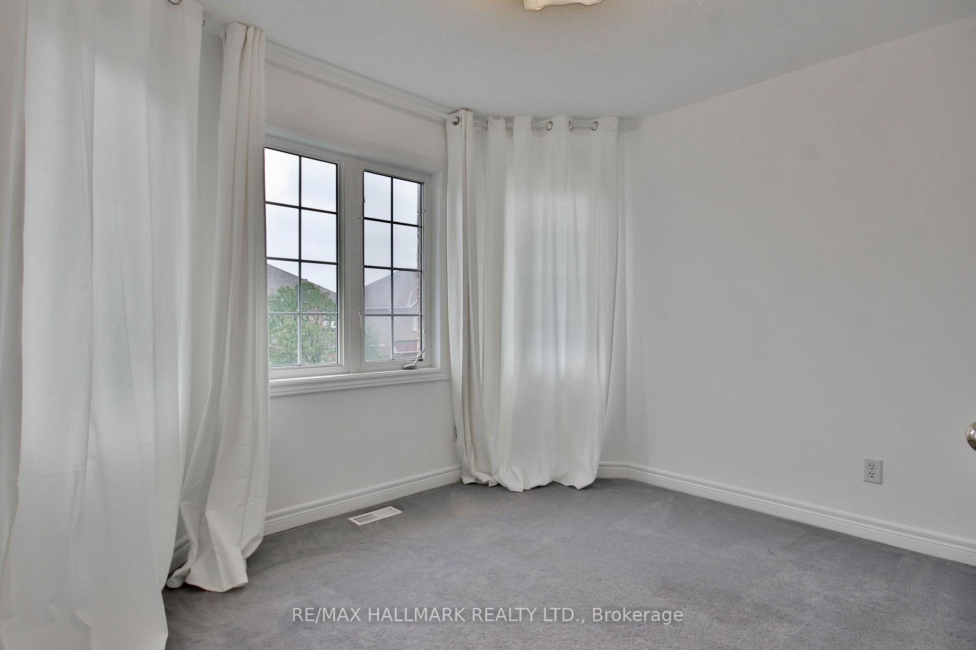 Photo 31 of 15 Briarglen Road, Markham, Cachet — HOMEH