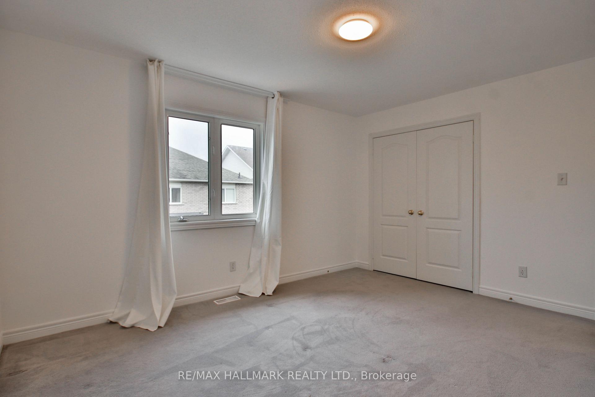 Photo 39 of 15 Briarglen Road, Markham, Cachet — HOMEH