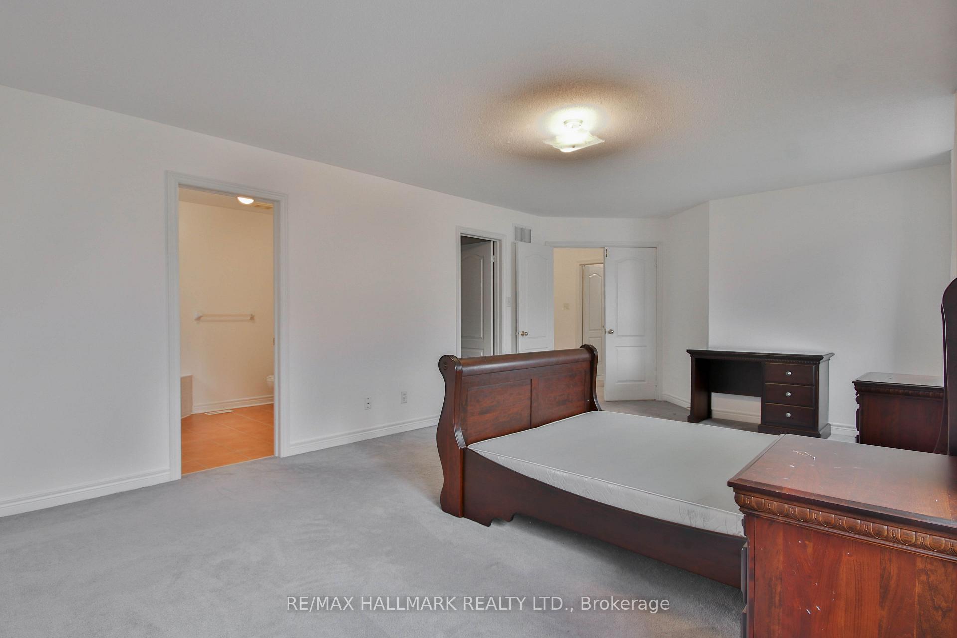 Photo 42 of 15 Briarglen Road, Markham, Cachet — HOMEH
