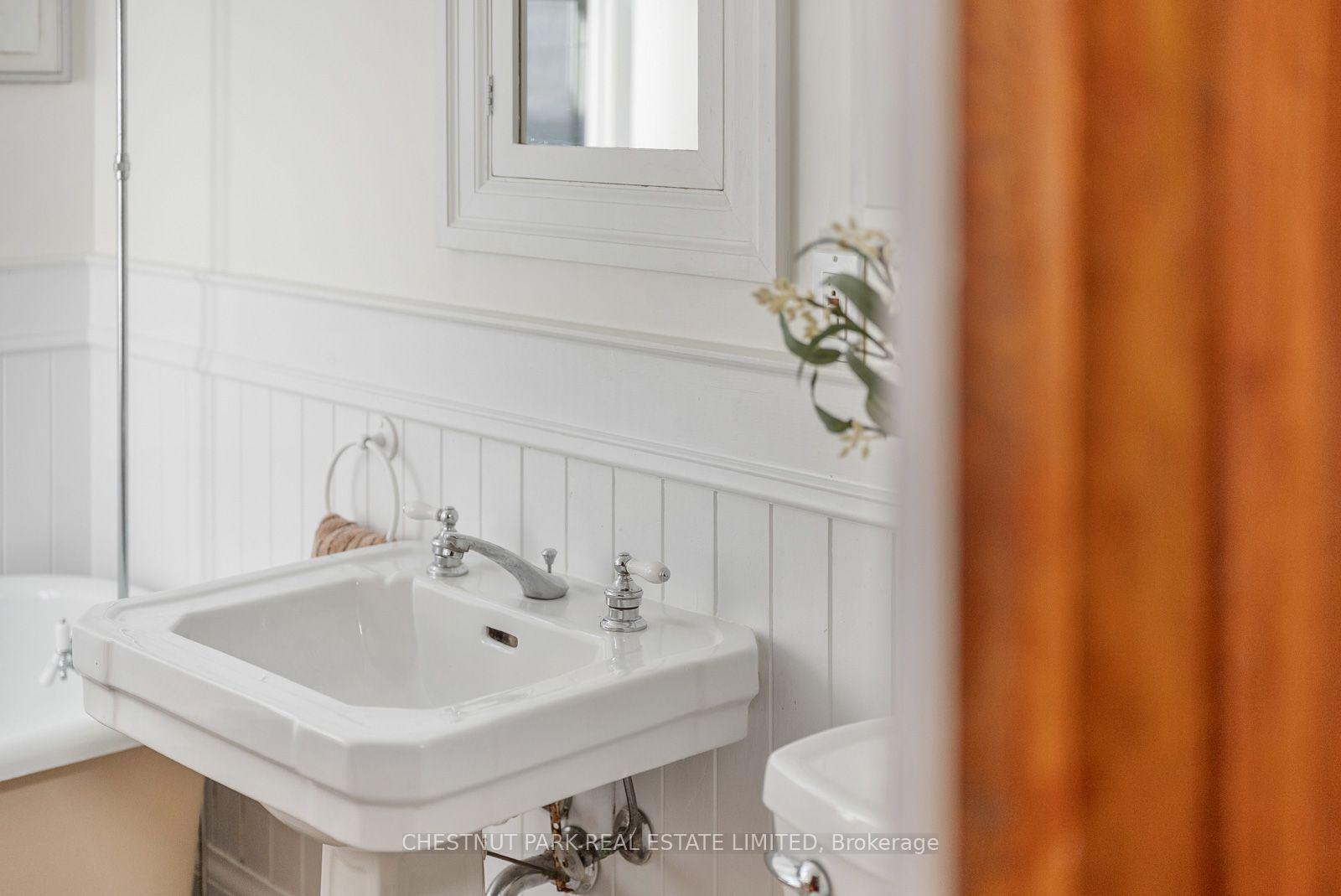 Photo 28 of 266 Queensdale Avenue, Toronto, Danforth Village-East York — HOMEH