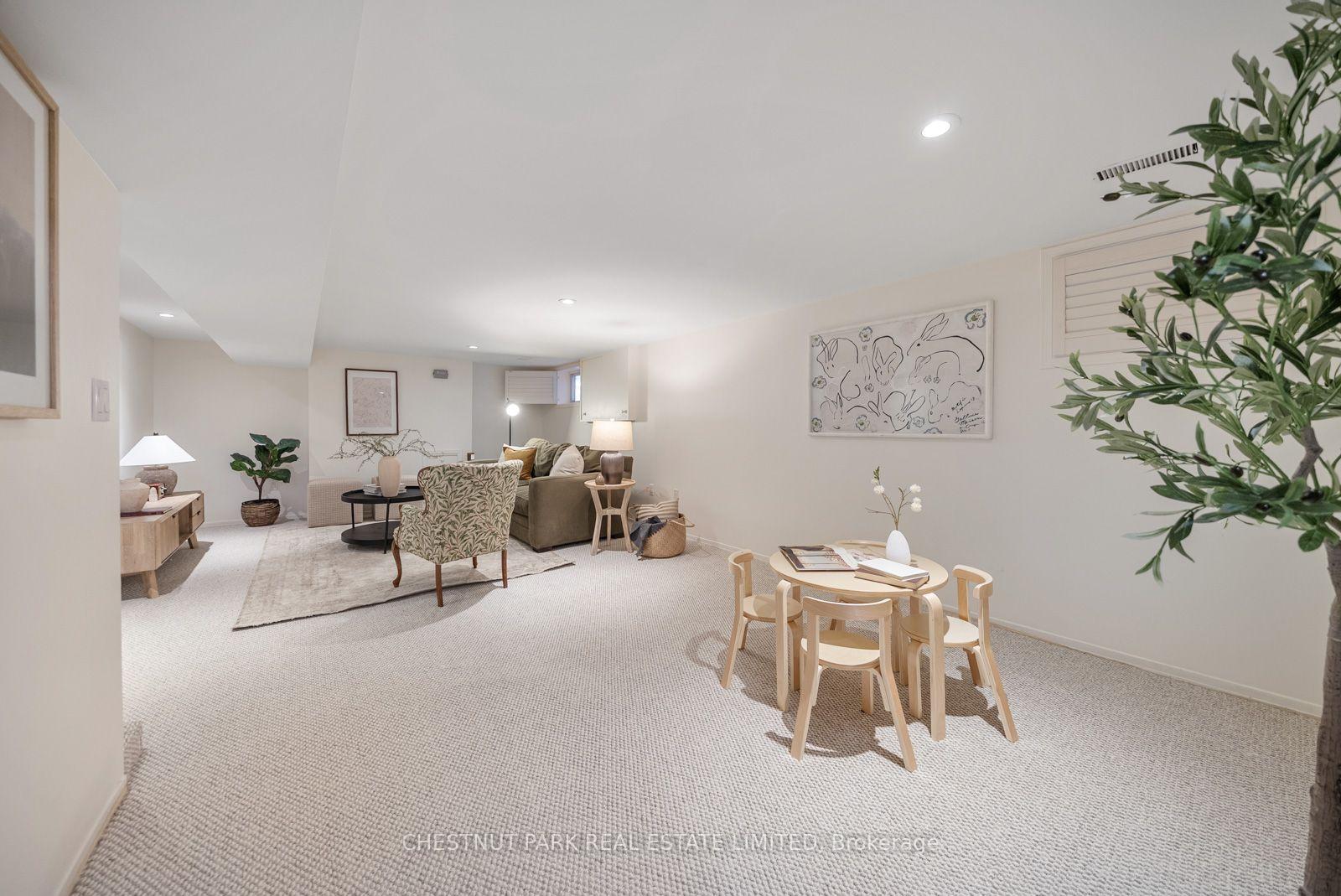 Photo 31 of 266 Queensdale Avenue, Toronto, Danforth Village-East York — HOMEH