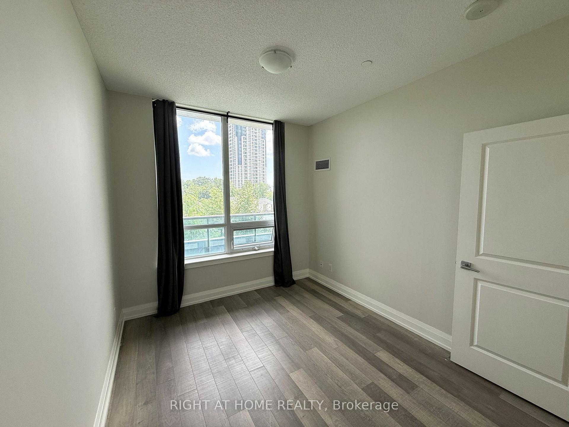 Photo 8 of Unit 317, 7165 Yonge Street, Markham, Grandview — HOMEH