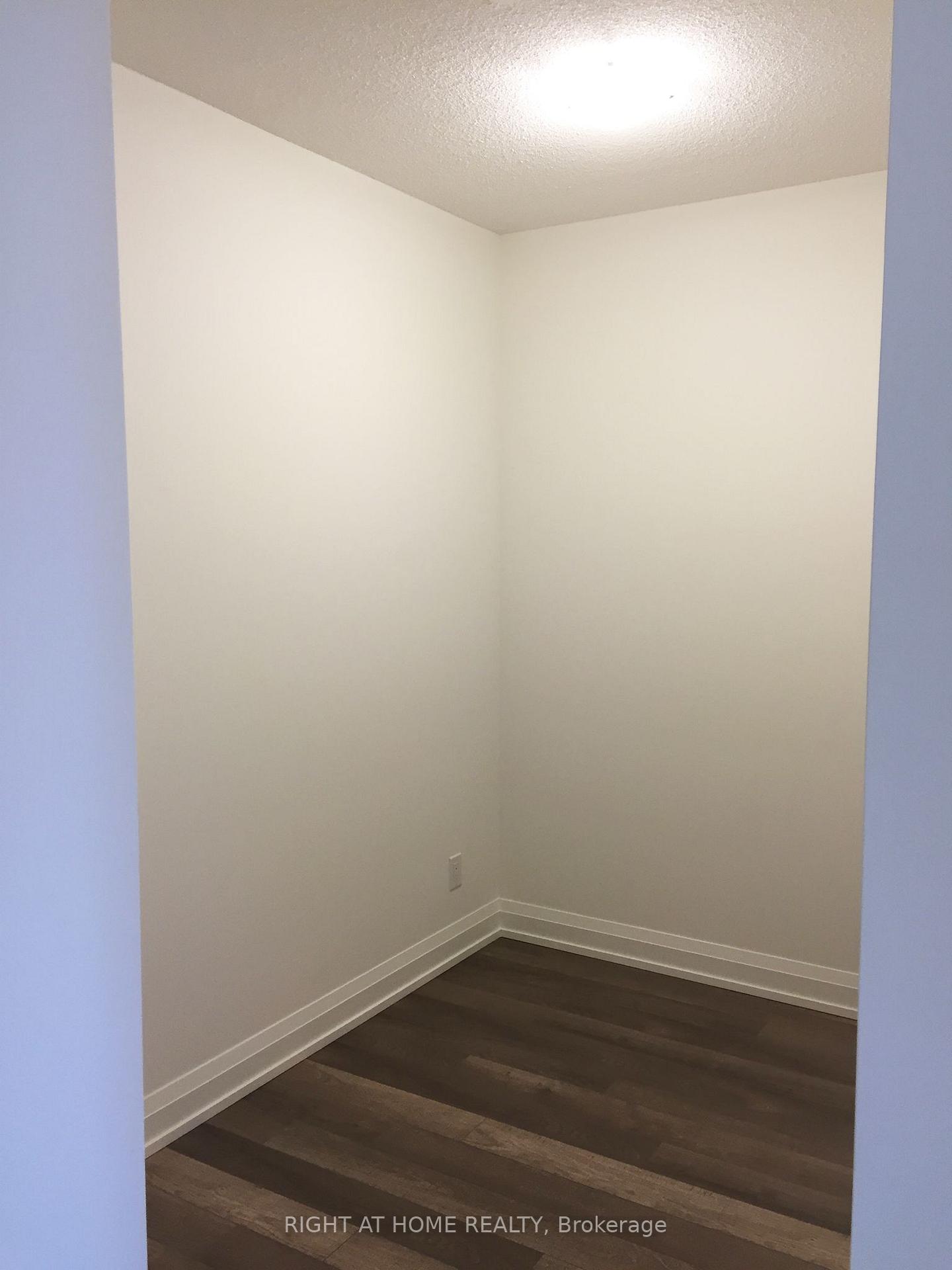 Photo 10 of Unit 317, 7165 Yonge Street, Markham, Grandview — HOMEH