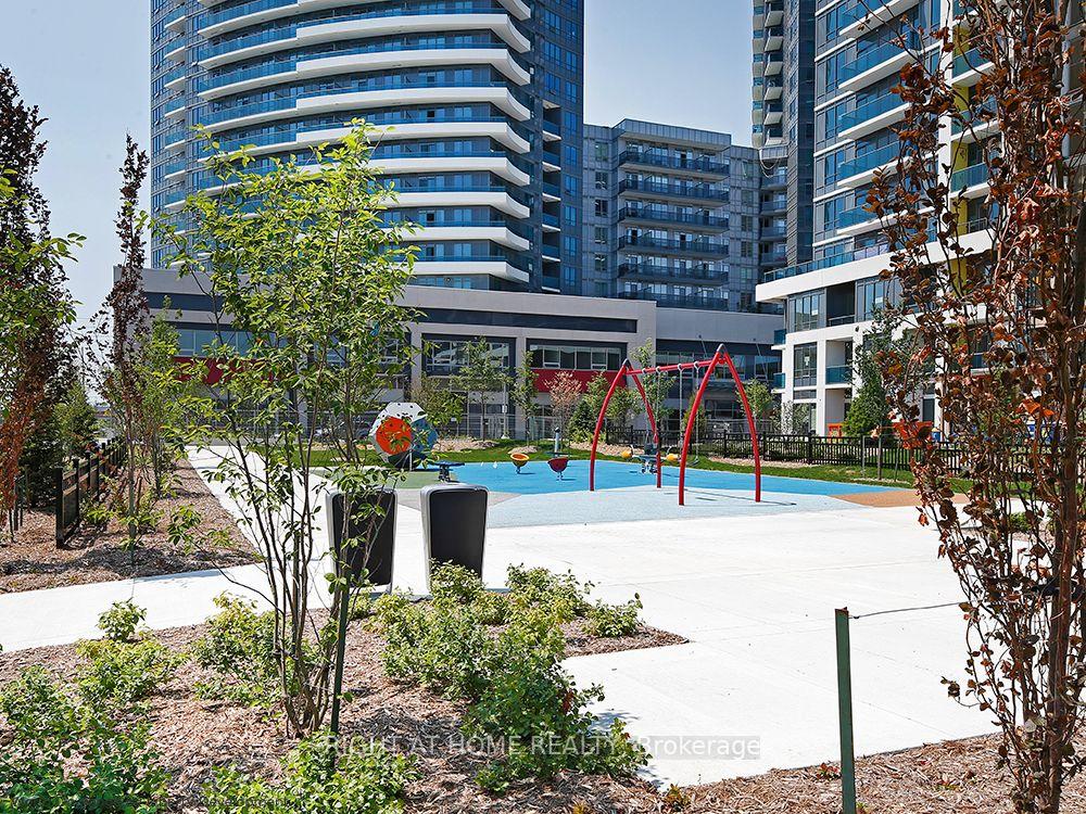 Photo 17 of Unit 317, 7165 Yonge Street, Markham, Grandview — HOMEH