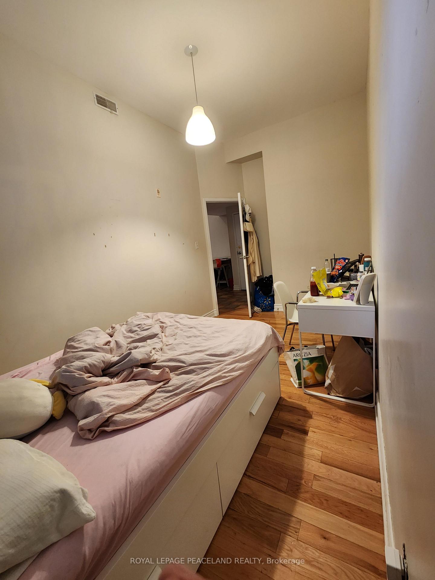 Photo 7 of Unit 1C, 34 Ross Street, Toronto, Kensington-Chinatown — HOMEH