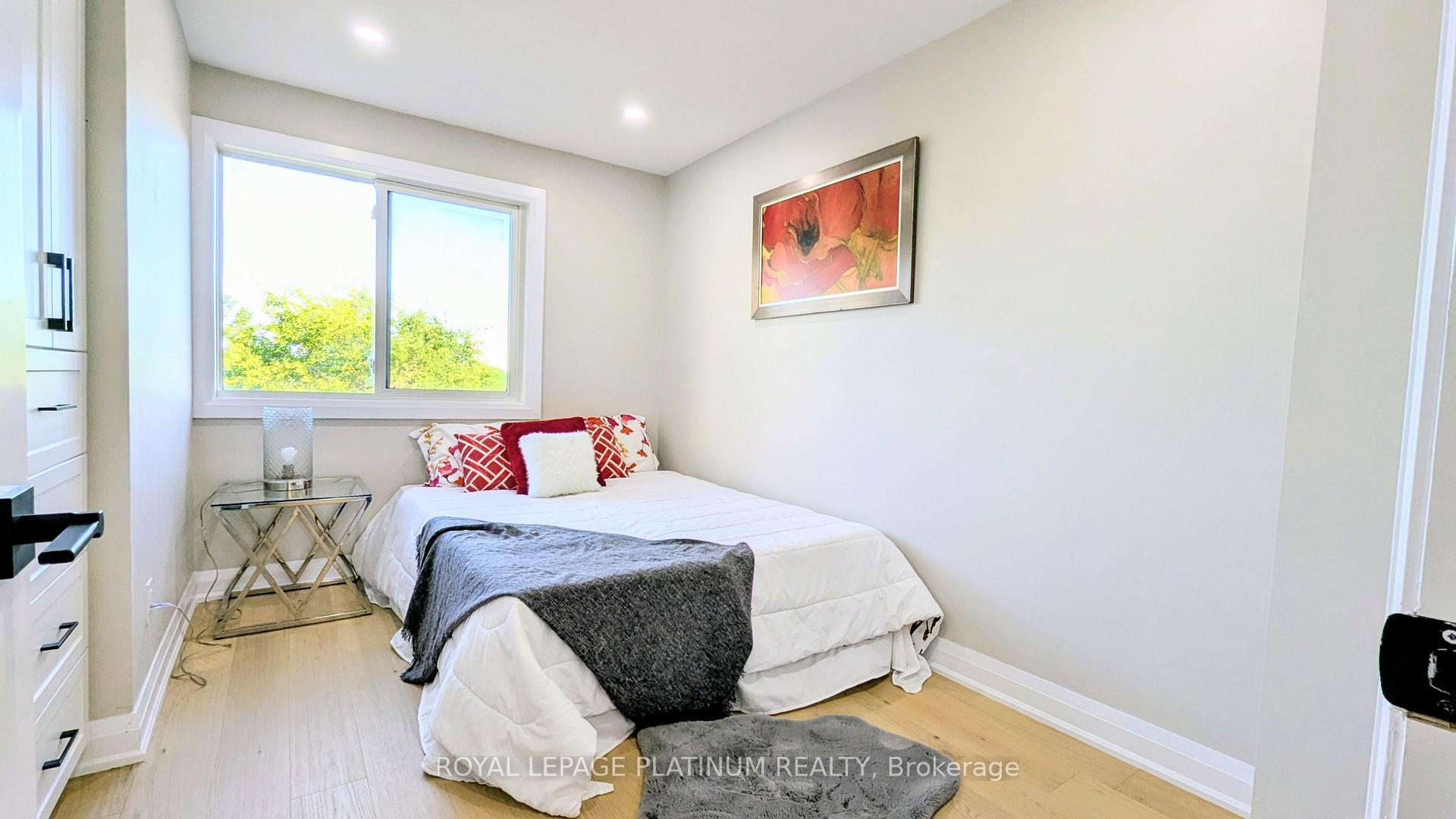 Photo 13 of 33 Greene Drive, Brampton, Madoc — HOMEH