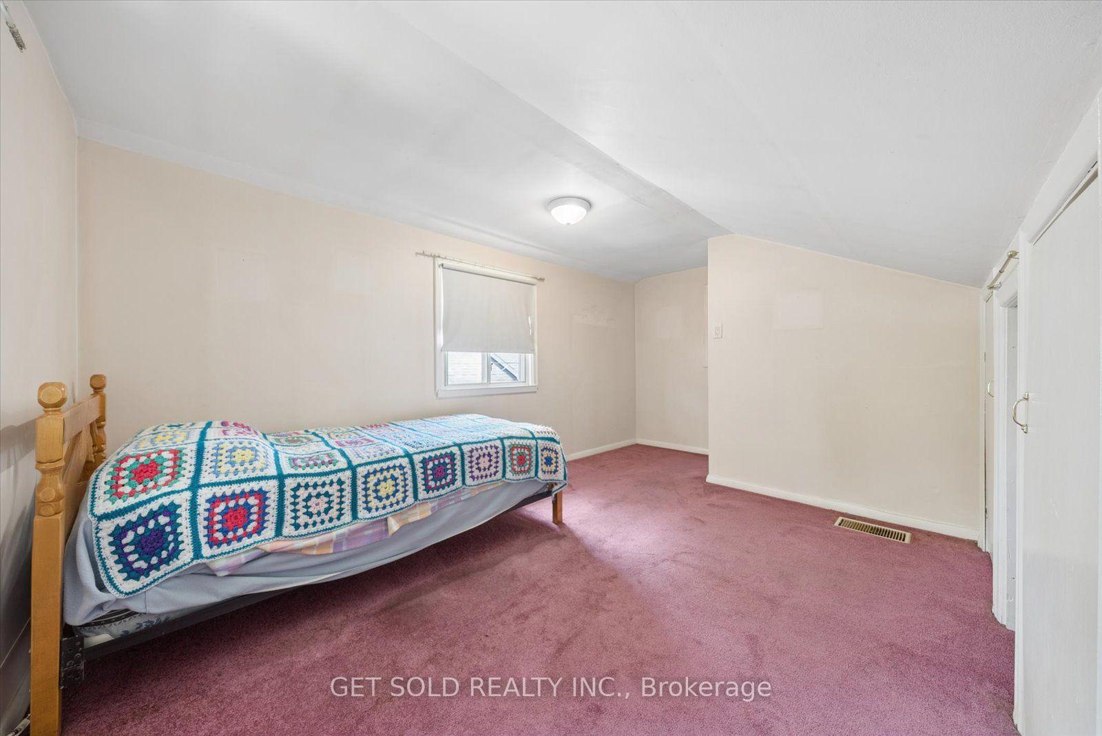 Photo 17 of 101 Seventeenth Street, Etobicoke, New Toronto — HOMEH