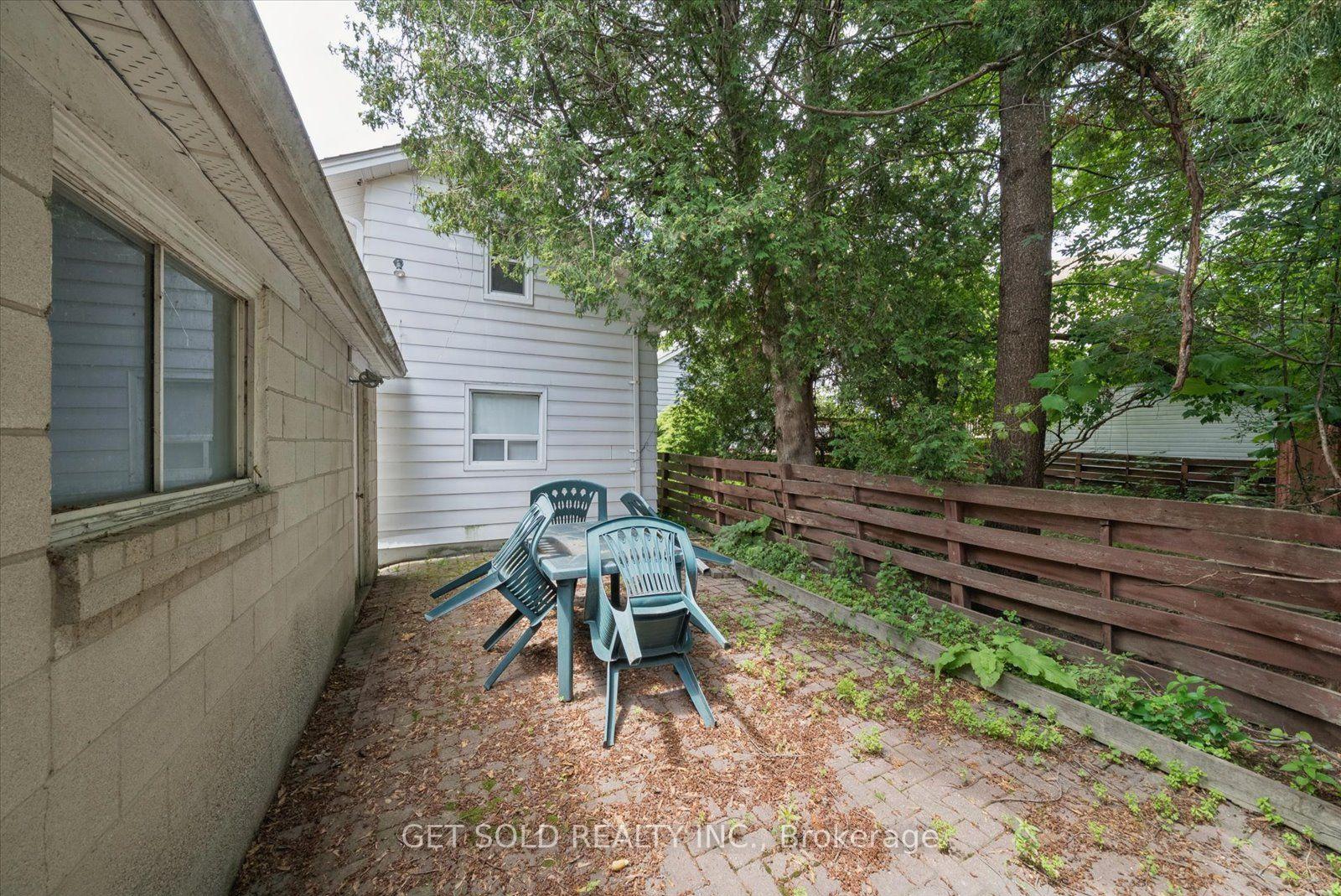 Photo 33 of 101 Seventeenth Street, Etobicoke, New Toronto — HOMEH