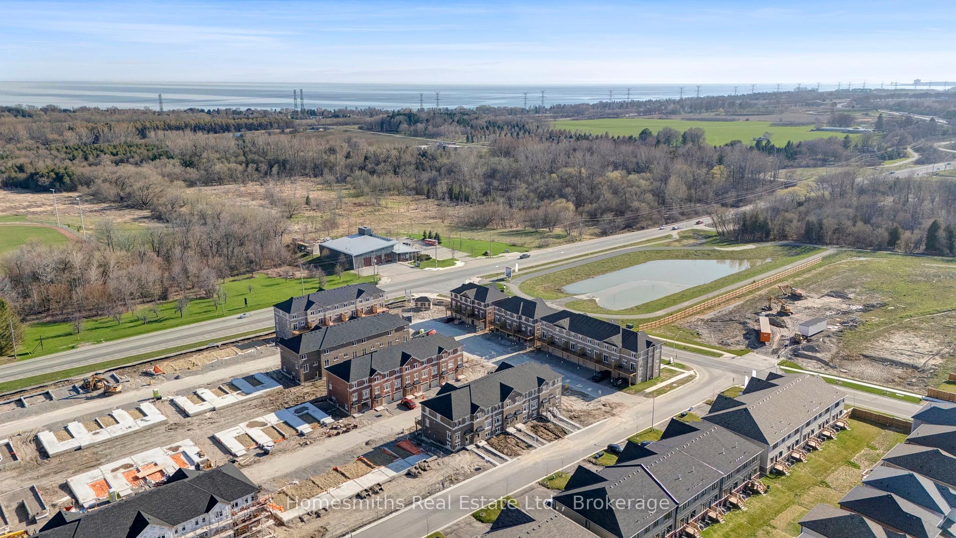 Photo 32 of 39 Addyman Crescent, Clarington, Newcastle — HOMEH