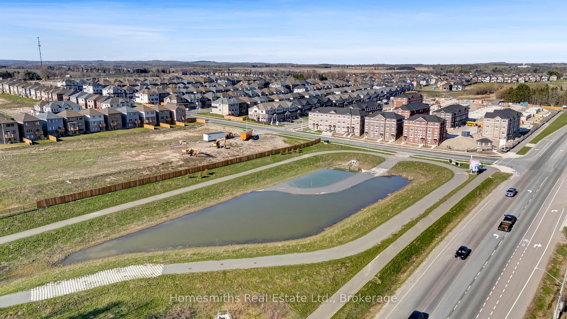 Photo 33 of 39 Addyman Crescent, Clarington, Newcastle — HOMEH