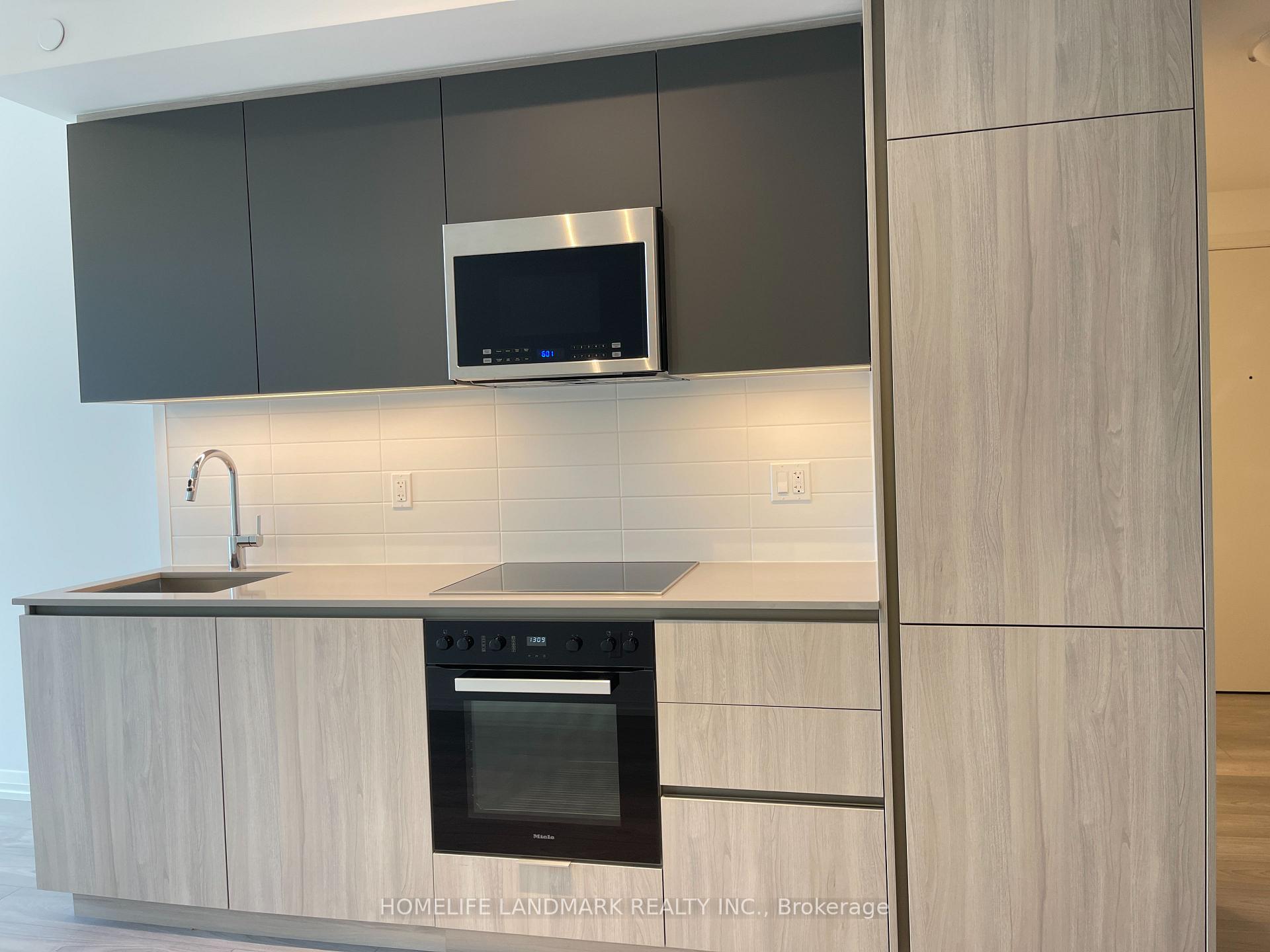 Photo 4 of Unit 604, 400 King Street W, Toronto, Waterfront Communities — HOMEH