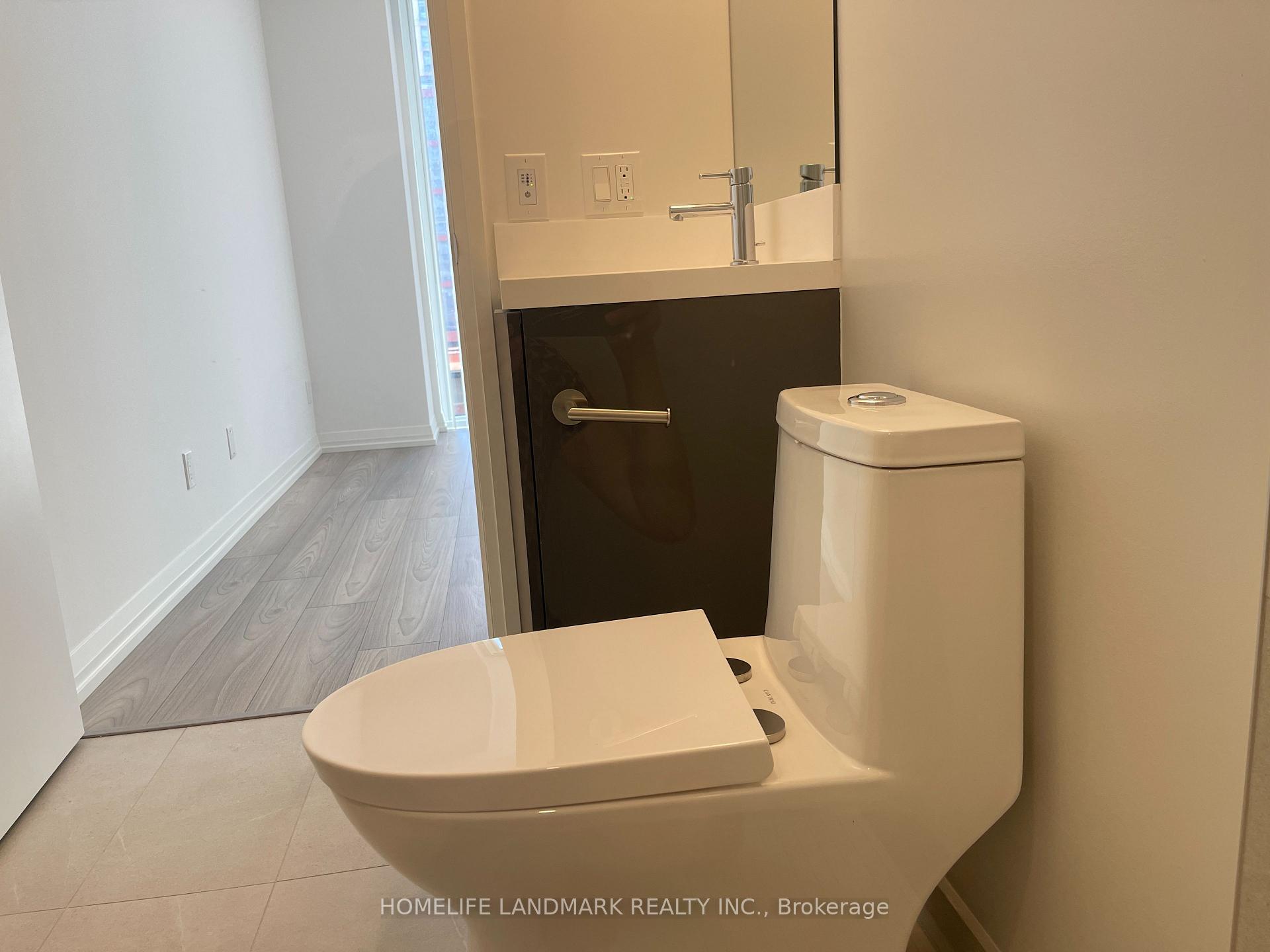 Photo 13 of Unit 604, 400 King Street W, Toronto, Waterfront Communities — HOMEH