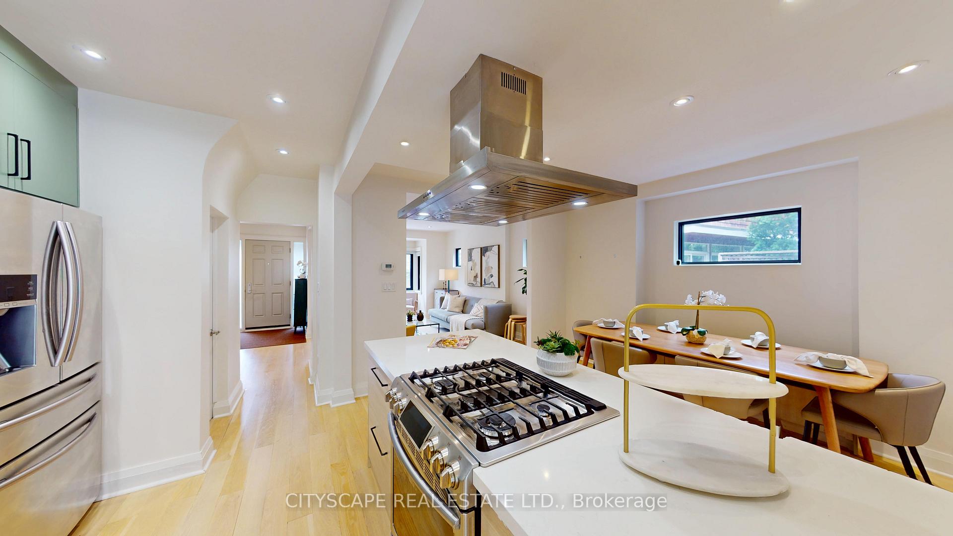 Photo 9 of 25 Oswald Crescent, Toronto, Mount Pleasant West — HOMEH